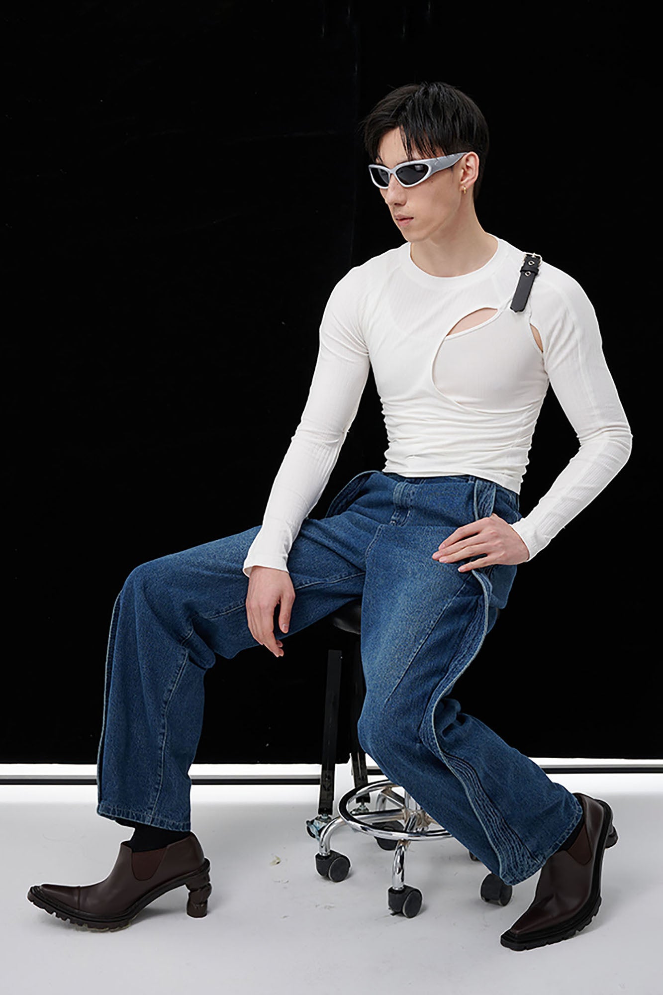 TUIMU Belted Cut-Out Ribbed Long-Sleeve Tee, premium urban and streetwear designers apparel on PROJECTISR.com, TUIMU
