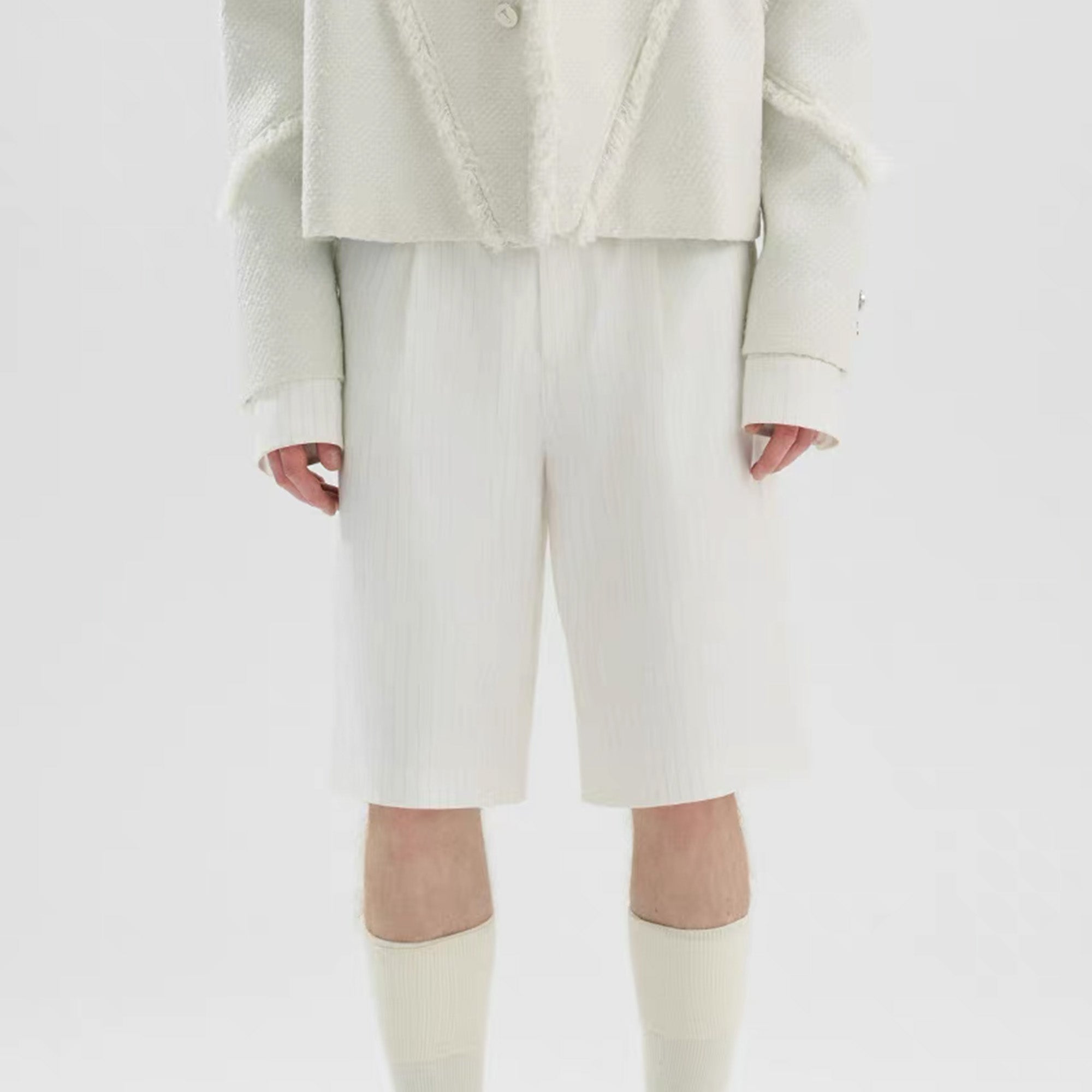 TIWILLTANG Straight-Leg Pinstripe Knee-Length Shorts White/Pink, premium urban and streetwear designers apparel on PROJECTISR.com, TIWILLTANG