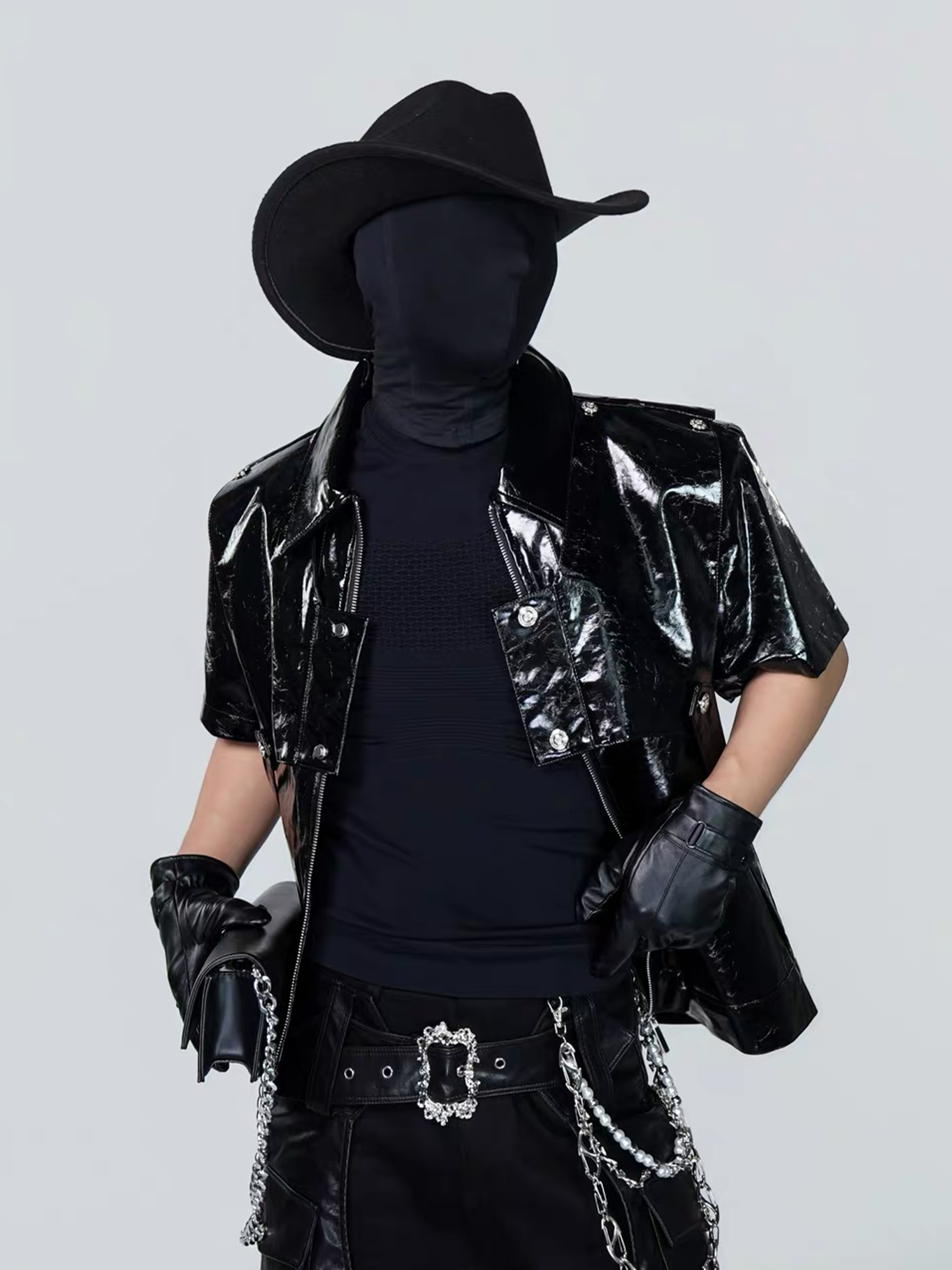 VE2 Glossy Faux Leather Cropped Short-Sleeve Jacket