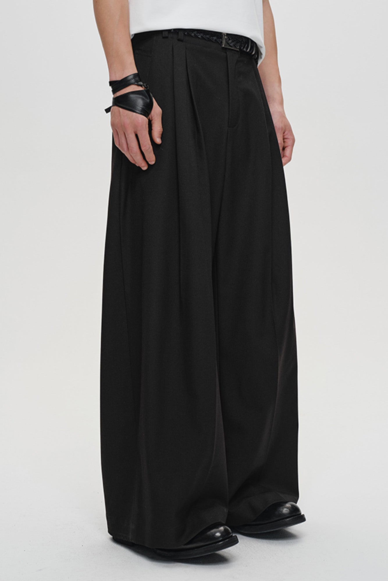 CATSSTAC Classic Pleated Wide-Leg Trousers, premium urban and streetwear designers apparel on PROJECTISR.com, CATSSTAC