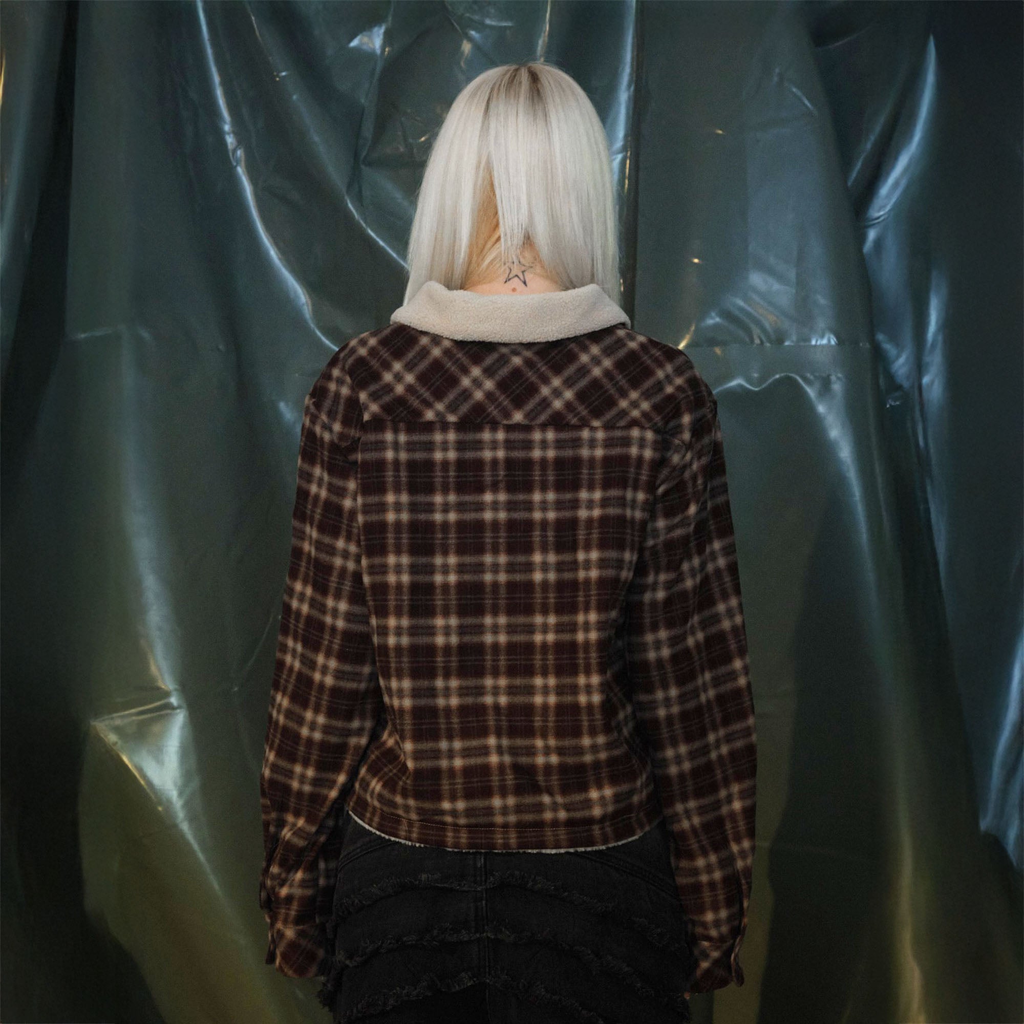 RECOVER ZONE Plaid Lace-Up Sherpa Sweatshirt