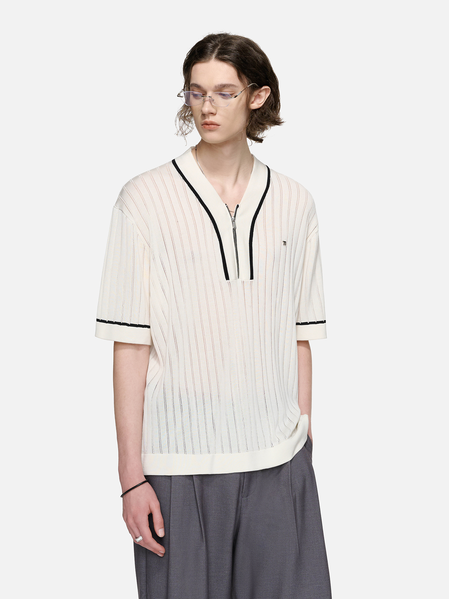 TIWILLTANG Openwork Contrast Trim Zip-Neck Knitted T Shirt