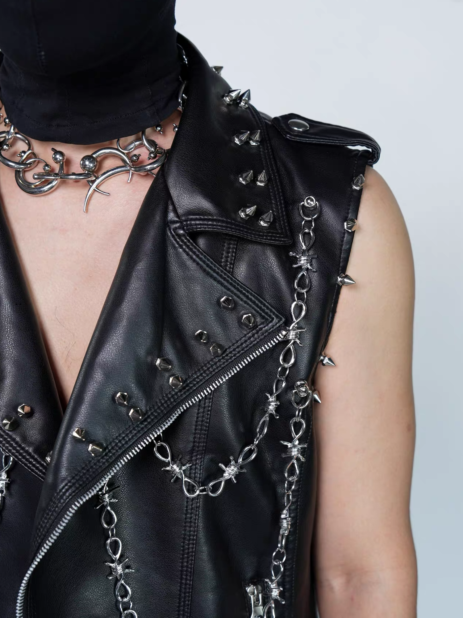 VE2 Thorn Chain Studded Faux Leather Biker Vest