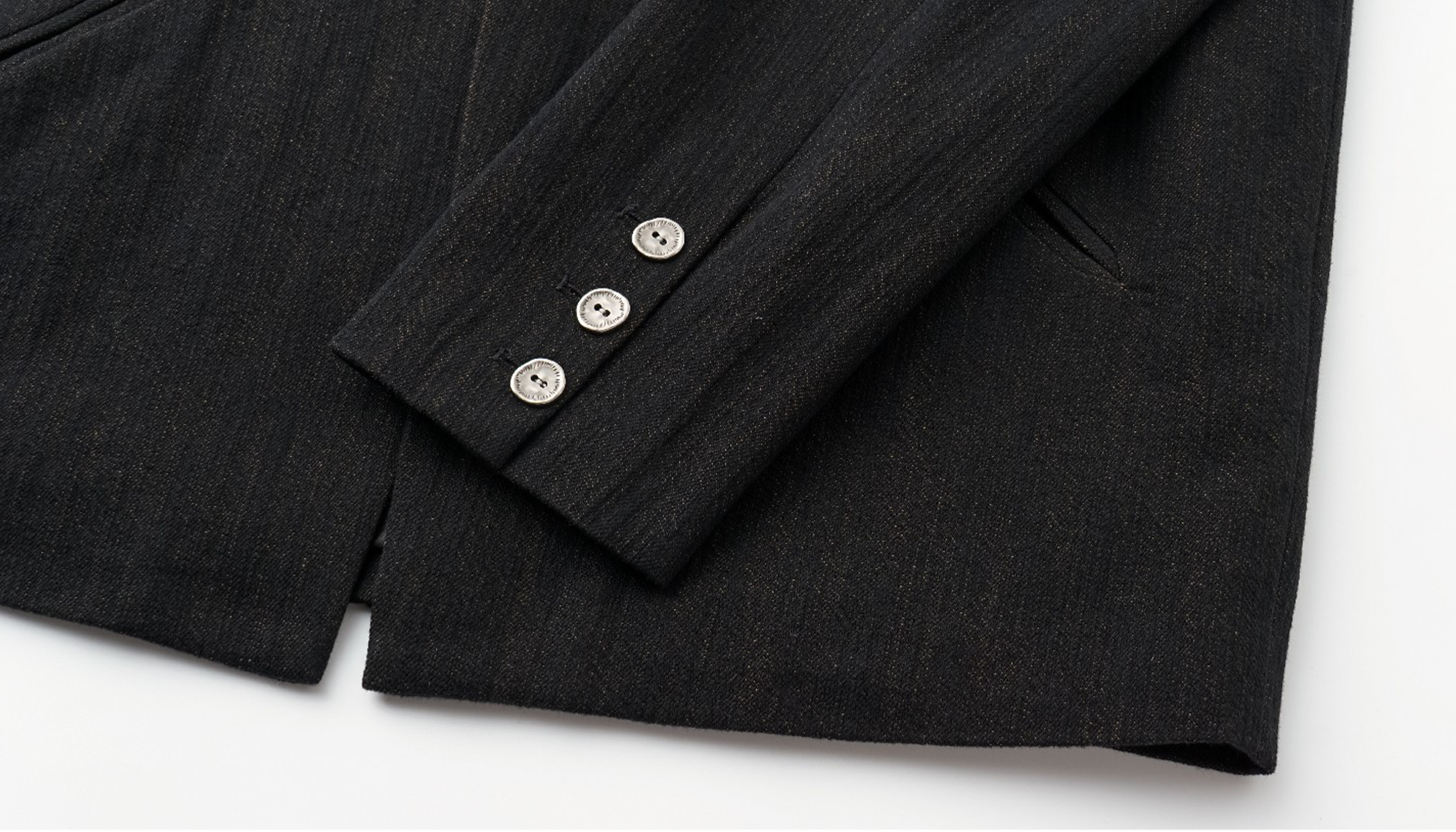 ALVNG AR ANTS Distressed Speckled Cut-Out Collar Blazer
