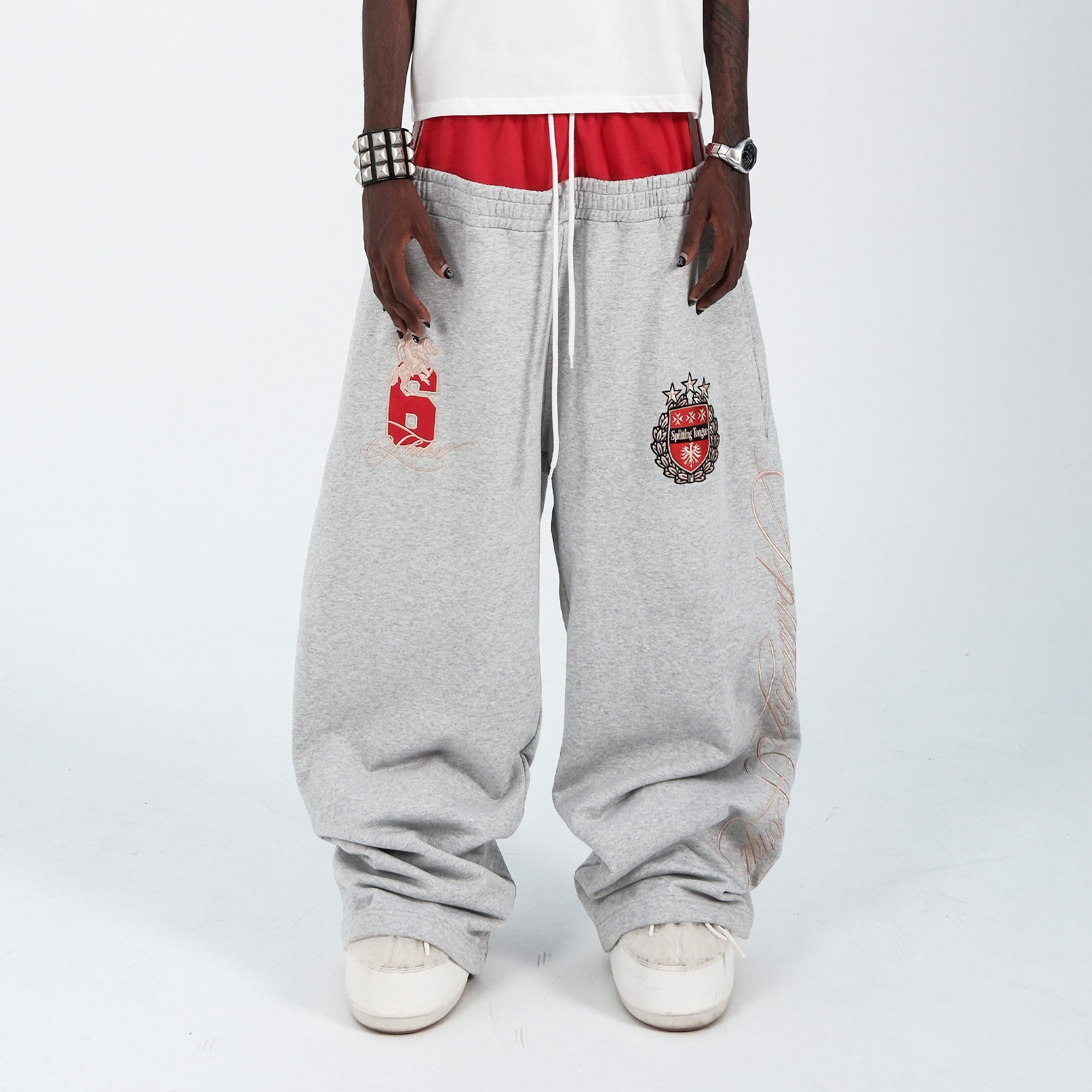 THEWET Double-Waist Crest Baggy Sweatpants