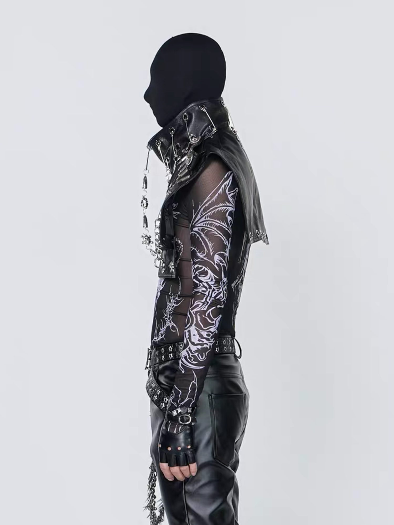VE2 Knight Hardware Cropped Faux Leather Vest