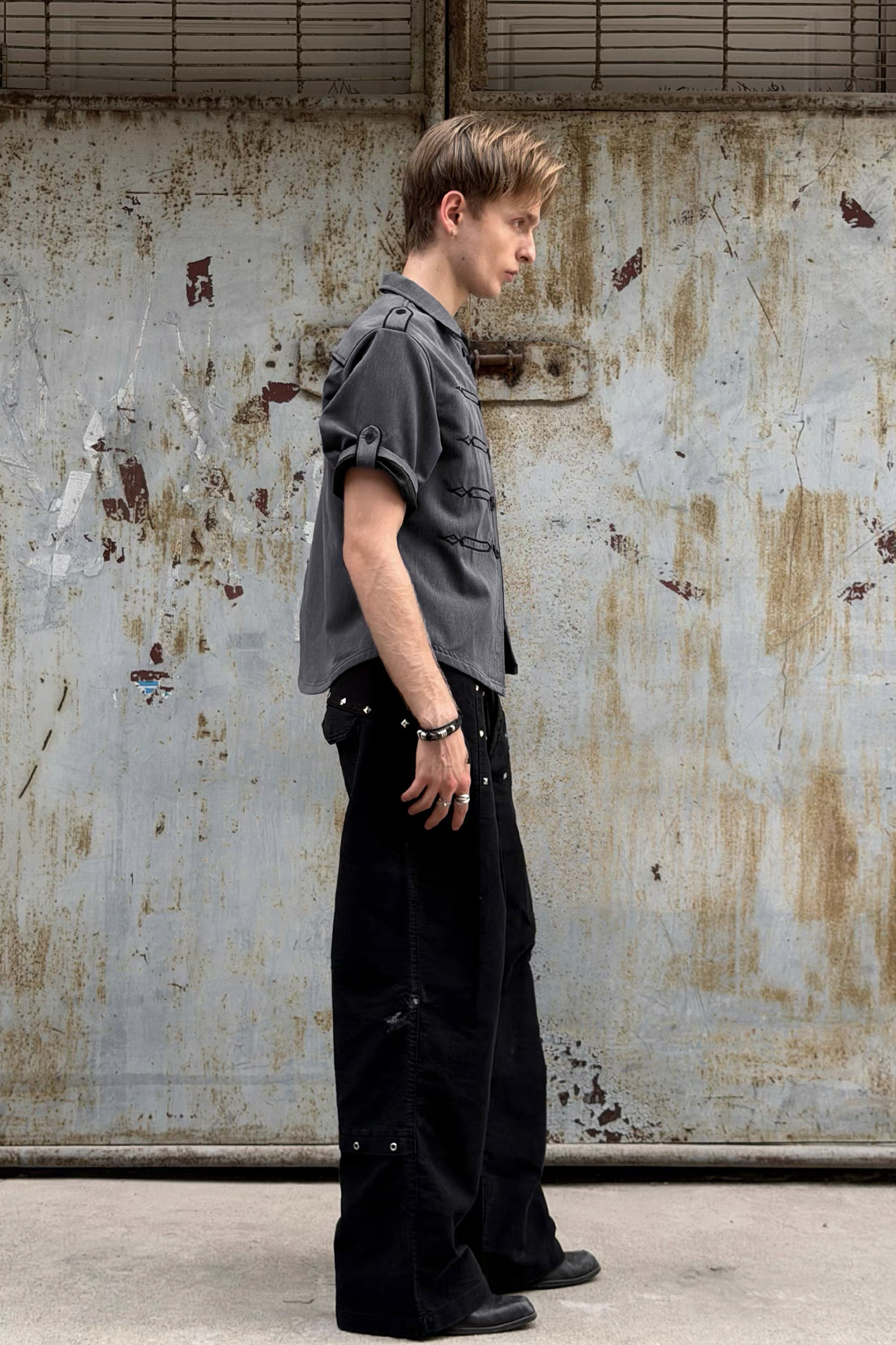 ESAIAS Napoleon Embroidered Asymmetrical Half Shirt