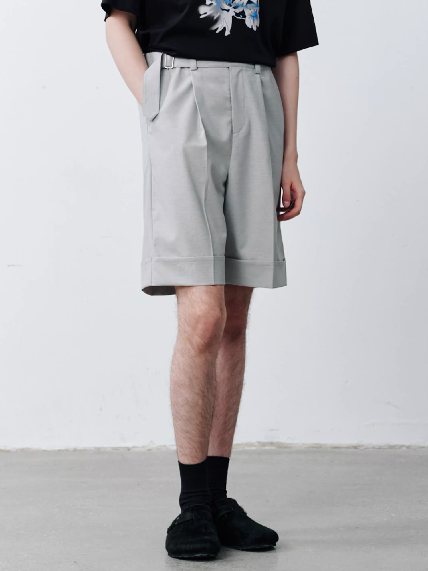 GRAINMUSTARD Pleated Linen-Blend Belt Tailored Shorts