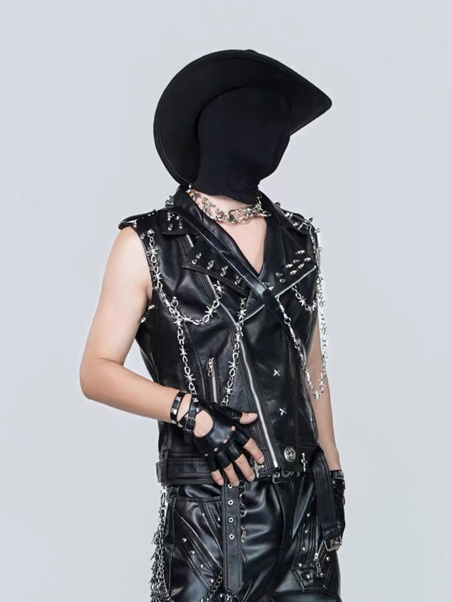 VE2 Thorn Chain Studded Faux Leather Biker Vest