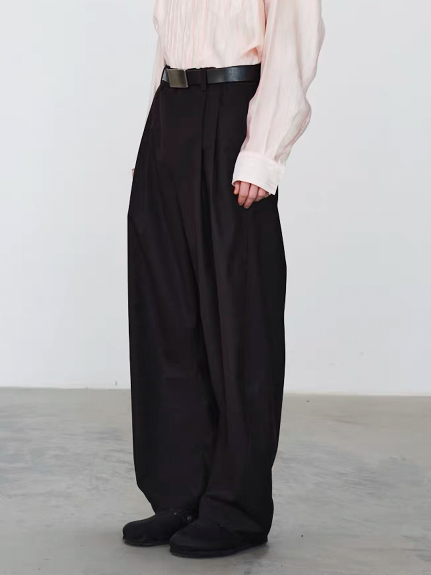 GRAINMUSTARD Retro Pleated High-Waist Wide-Leg Trousers, premium urban and streetwear designers apparel on PROJECTISR.com, GRAINMUSTARD