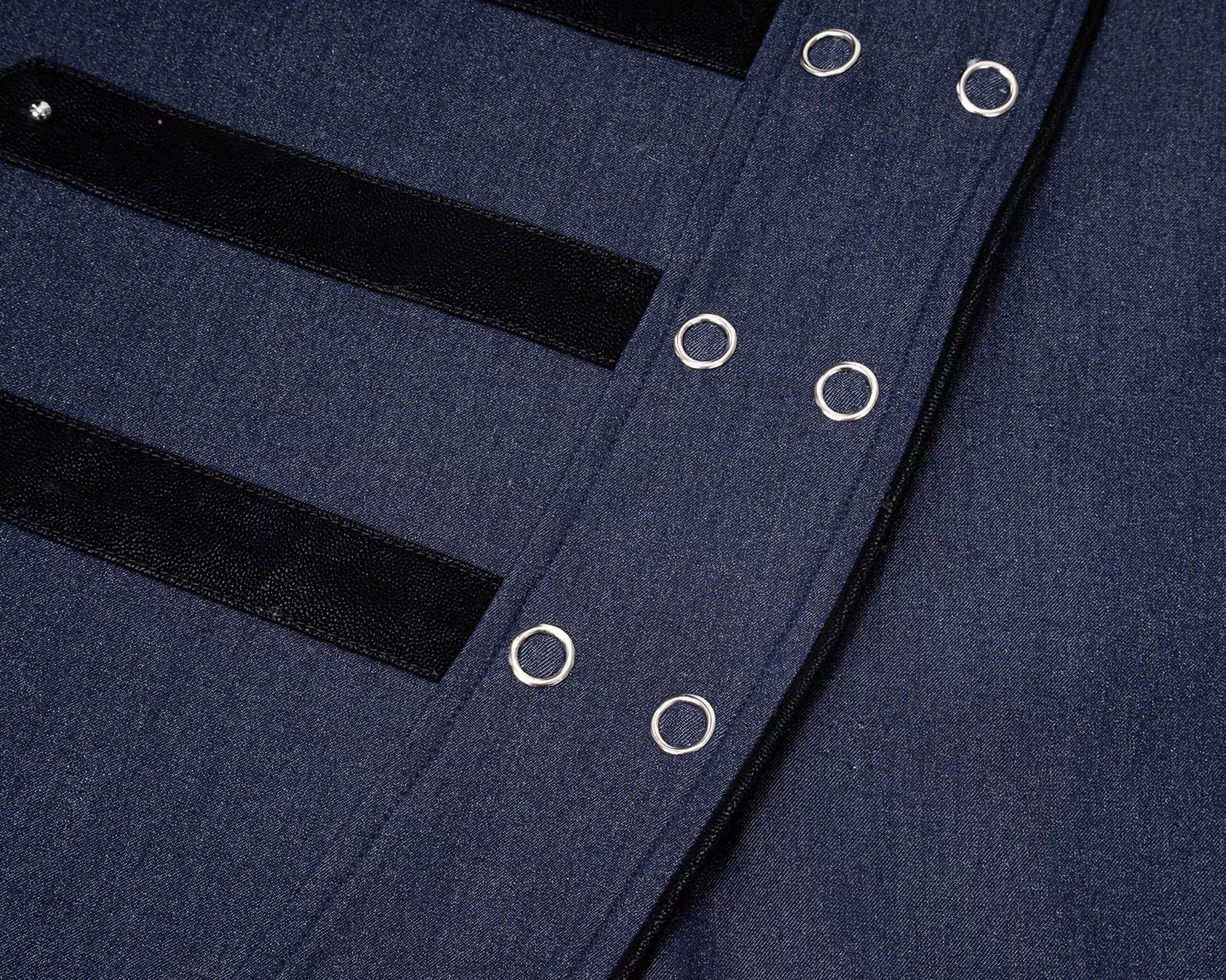 ESAIAS Asymmetrical Rivet-Strap Half Shirt