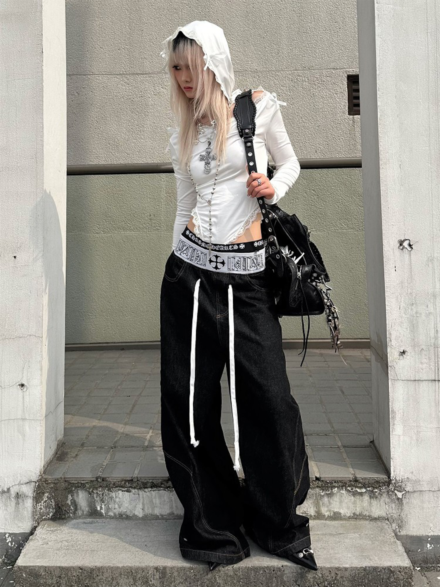 PAIKI Boxing Velvet Curved Wide-Leg Pants