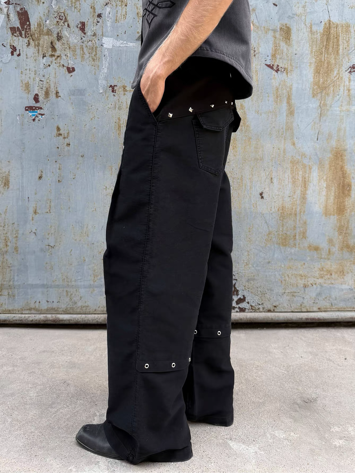 ESAIAS Studded Pleated Moleskin Trousers