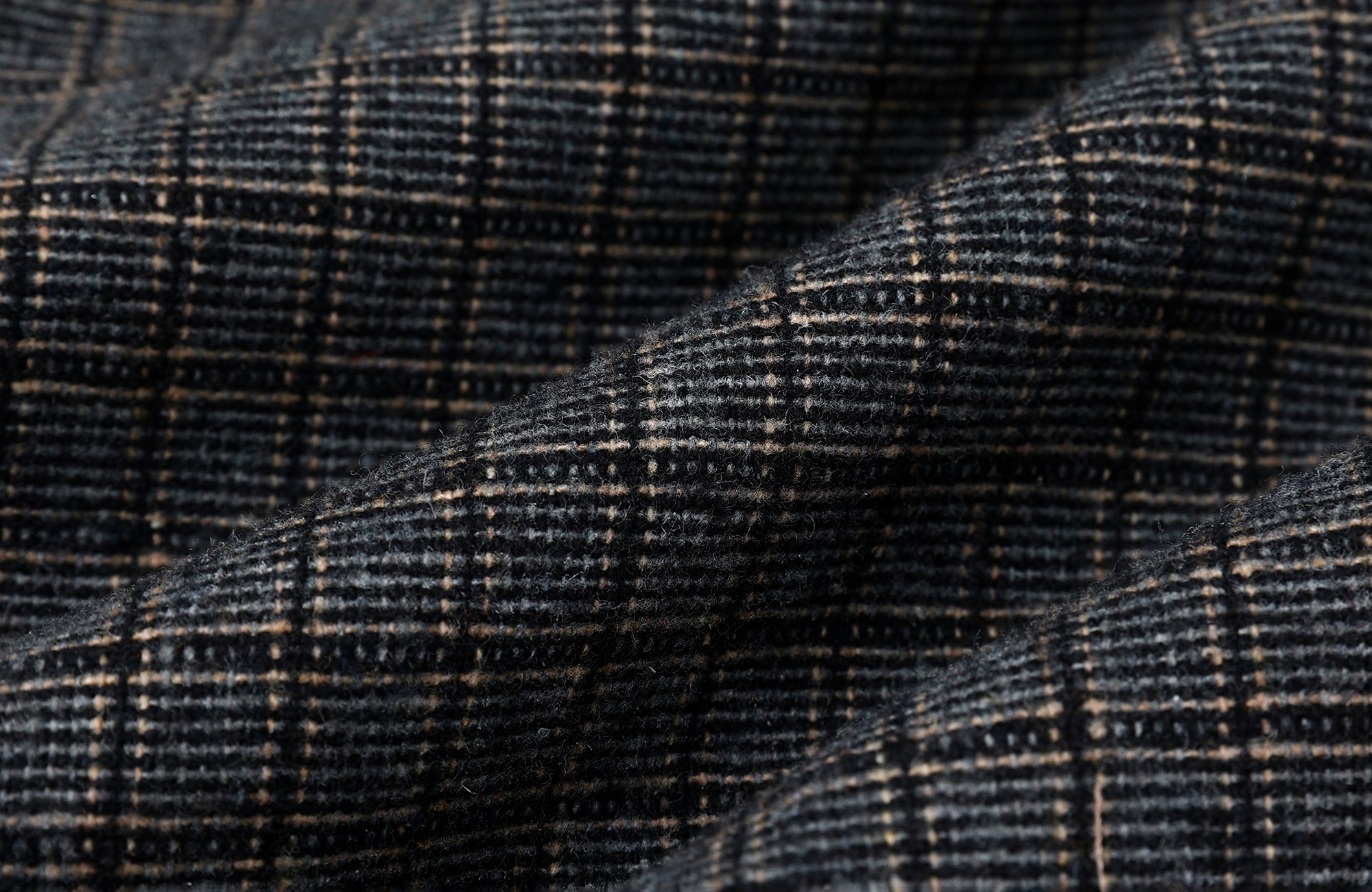 ROARINGWILD A ARCH Plaid Paneled Half-Zip Hooded Jacket