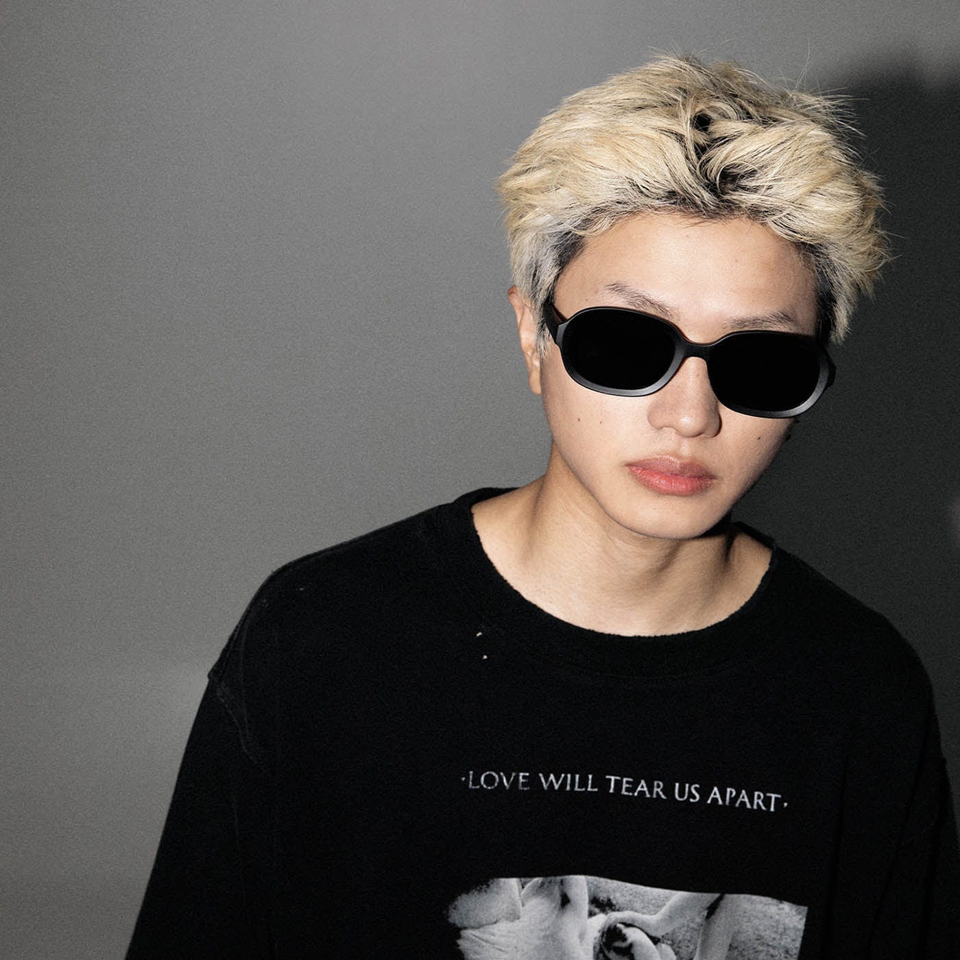 UNDERWATER Matte Black Oval Sunglasses, premium urban and streetwear designers apparel on PROJECTISR.com, UNDERWATER