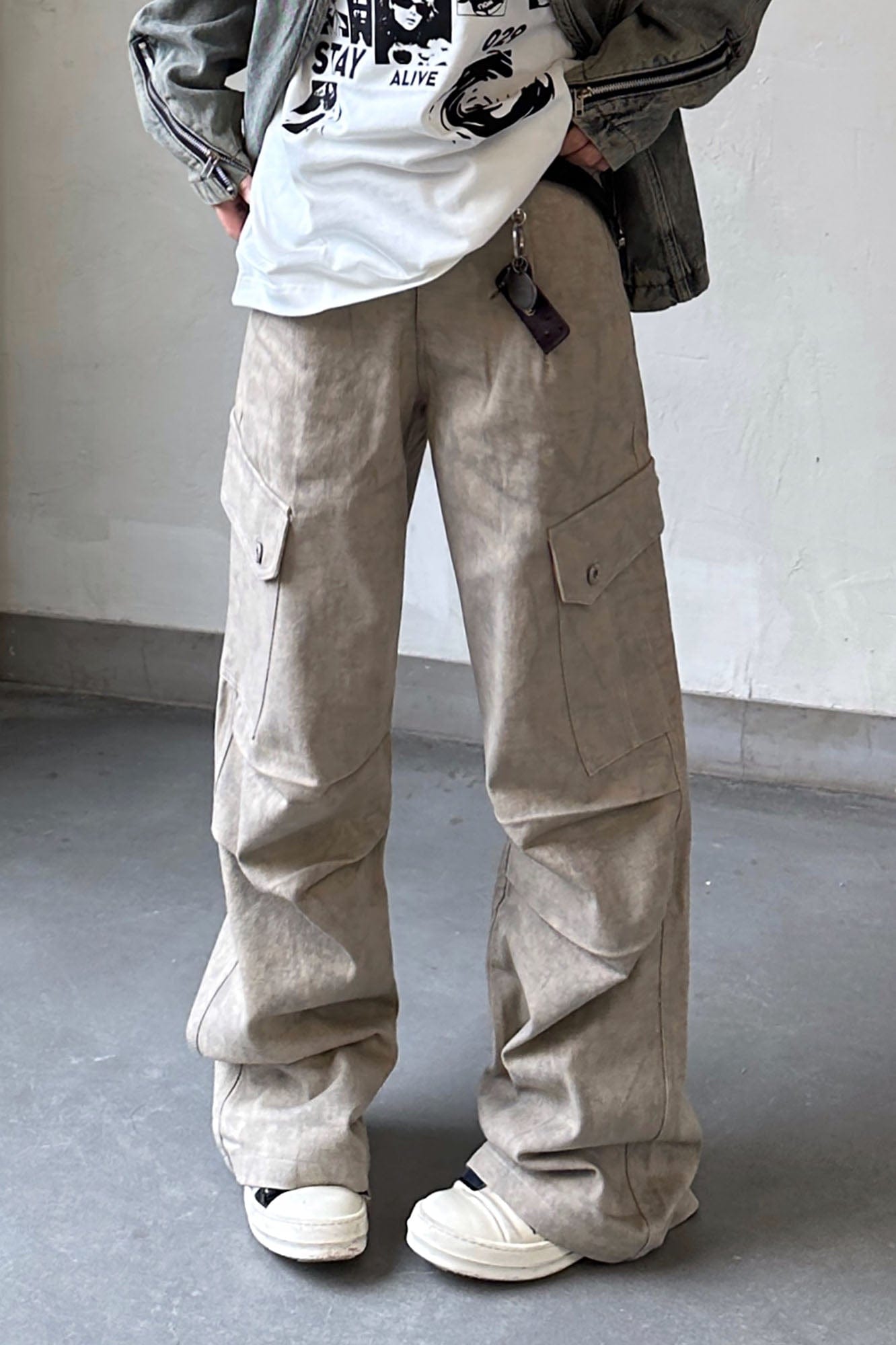 OKAYTHXBYE Subtle Marble Multi-Pocket Cargo Pants