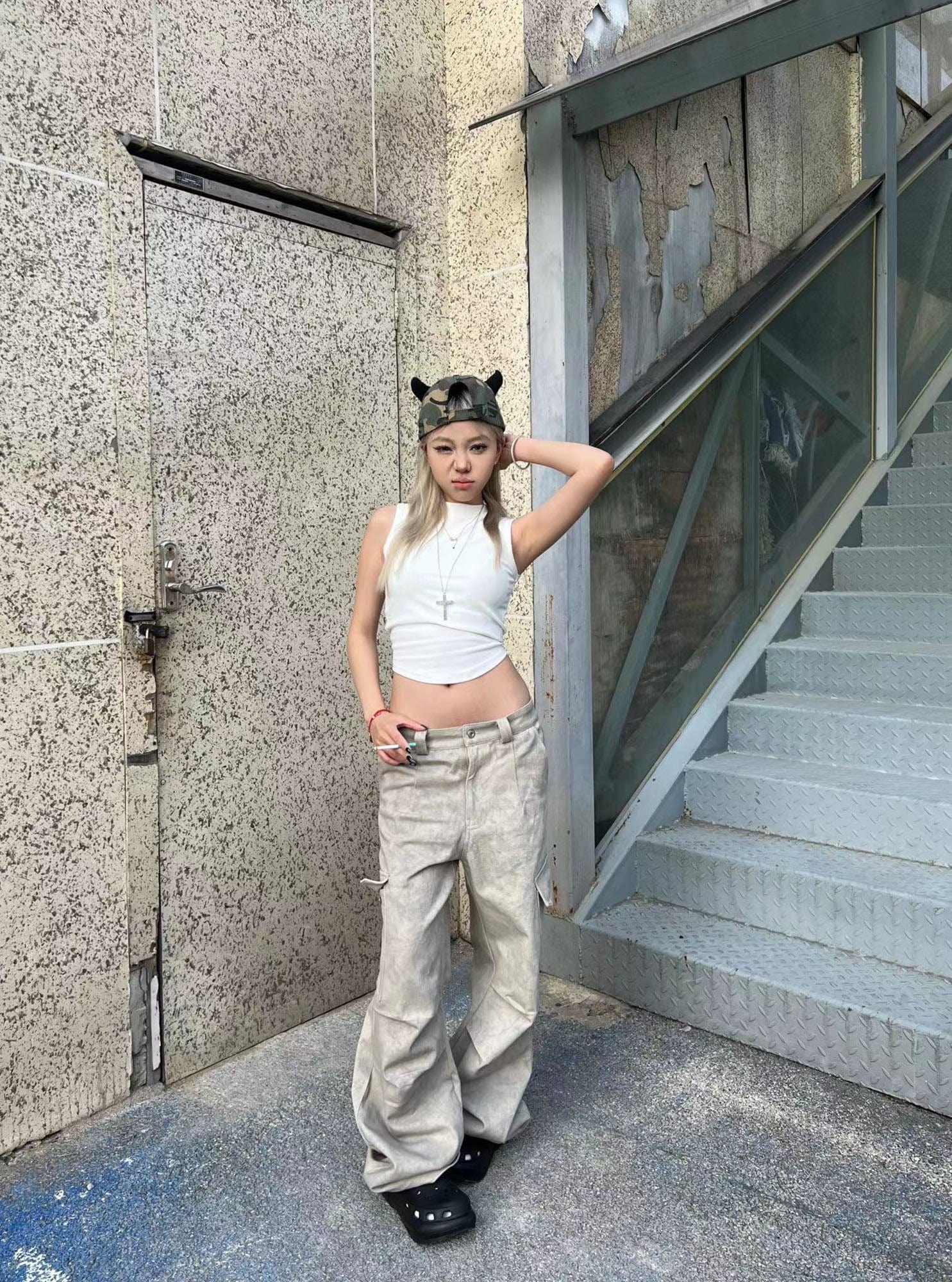 OKAYTHXBYE Subtle Marble Multi-Pocket Cargo Pants