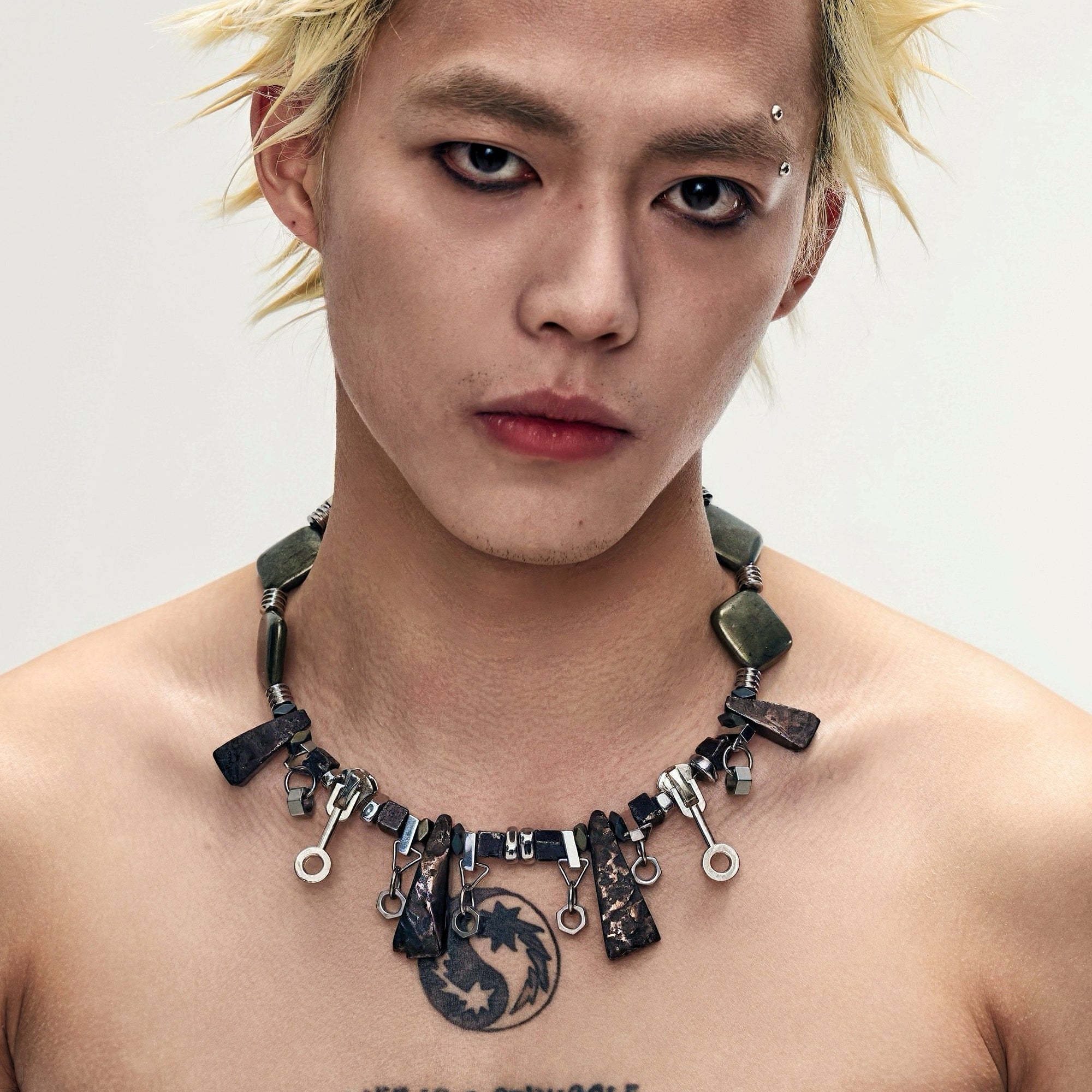 ILLUSORY Hammered Metal Geo-Stone Choker, premium urban and streetwear designers apparel on PROJECTISR.com, ILLUSORY