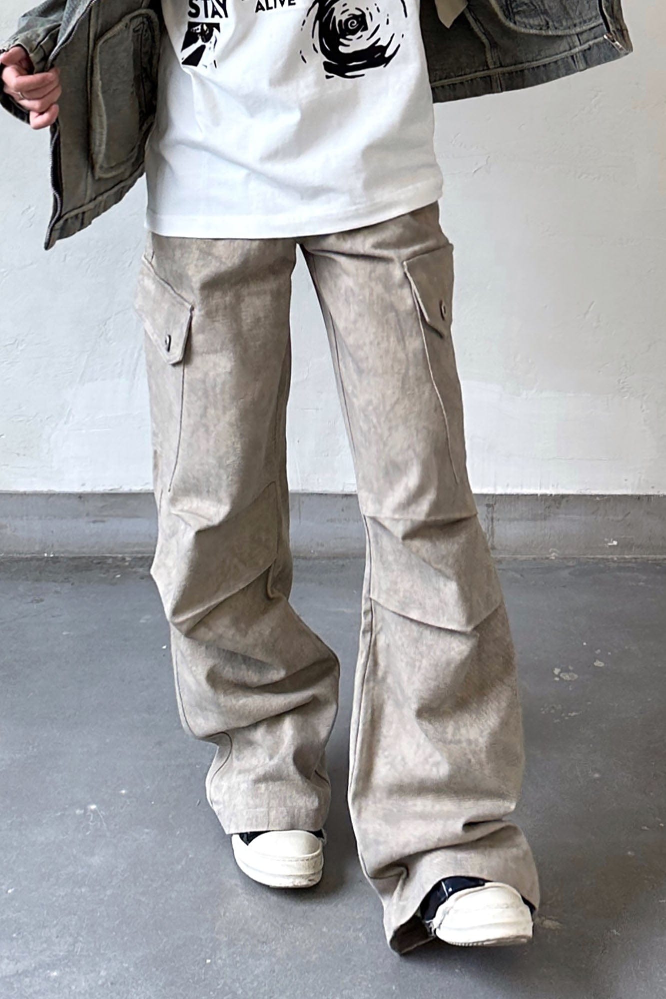 OKAYTHXBYE Subtle Marble Multi-Pocket Cargo Pants