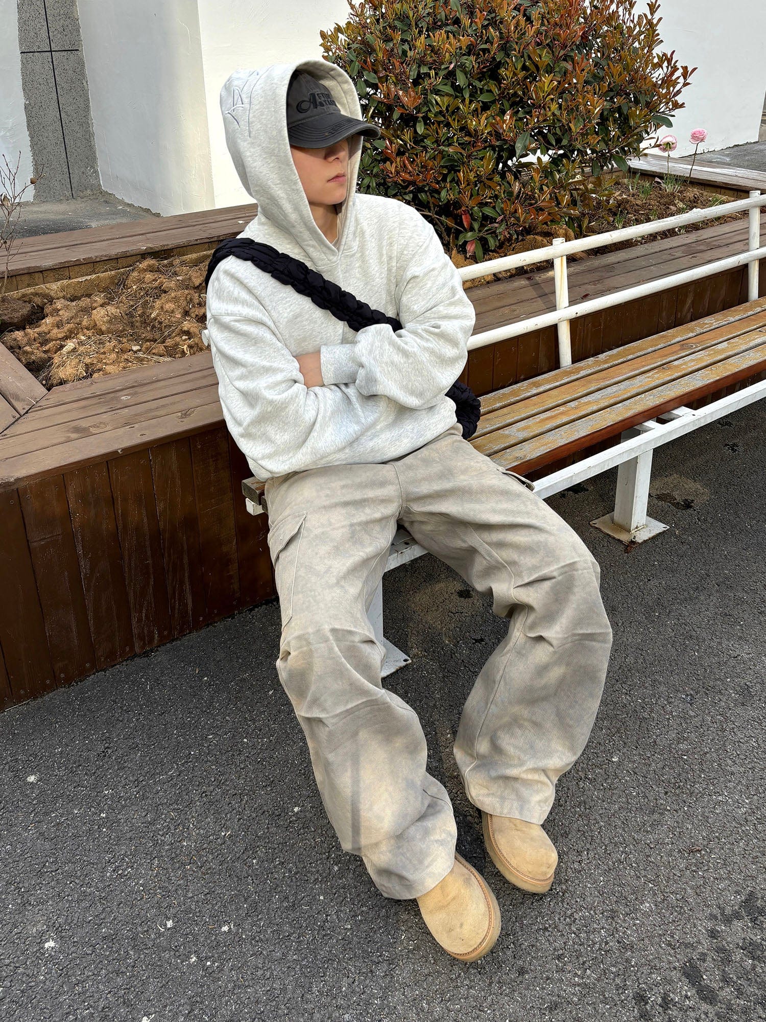 OKAYTHXBYE Subtle Marble Multi-Pocket Cargo Pants