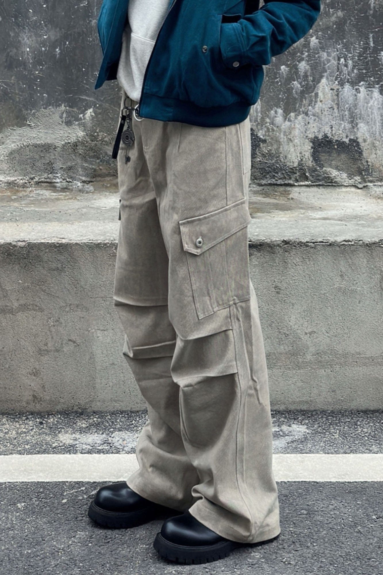OKAYTHXBYE Subtle Marble Multi-Pocket Cargo Pants