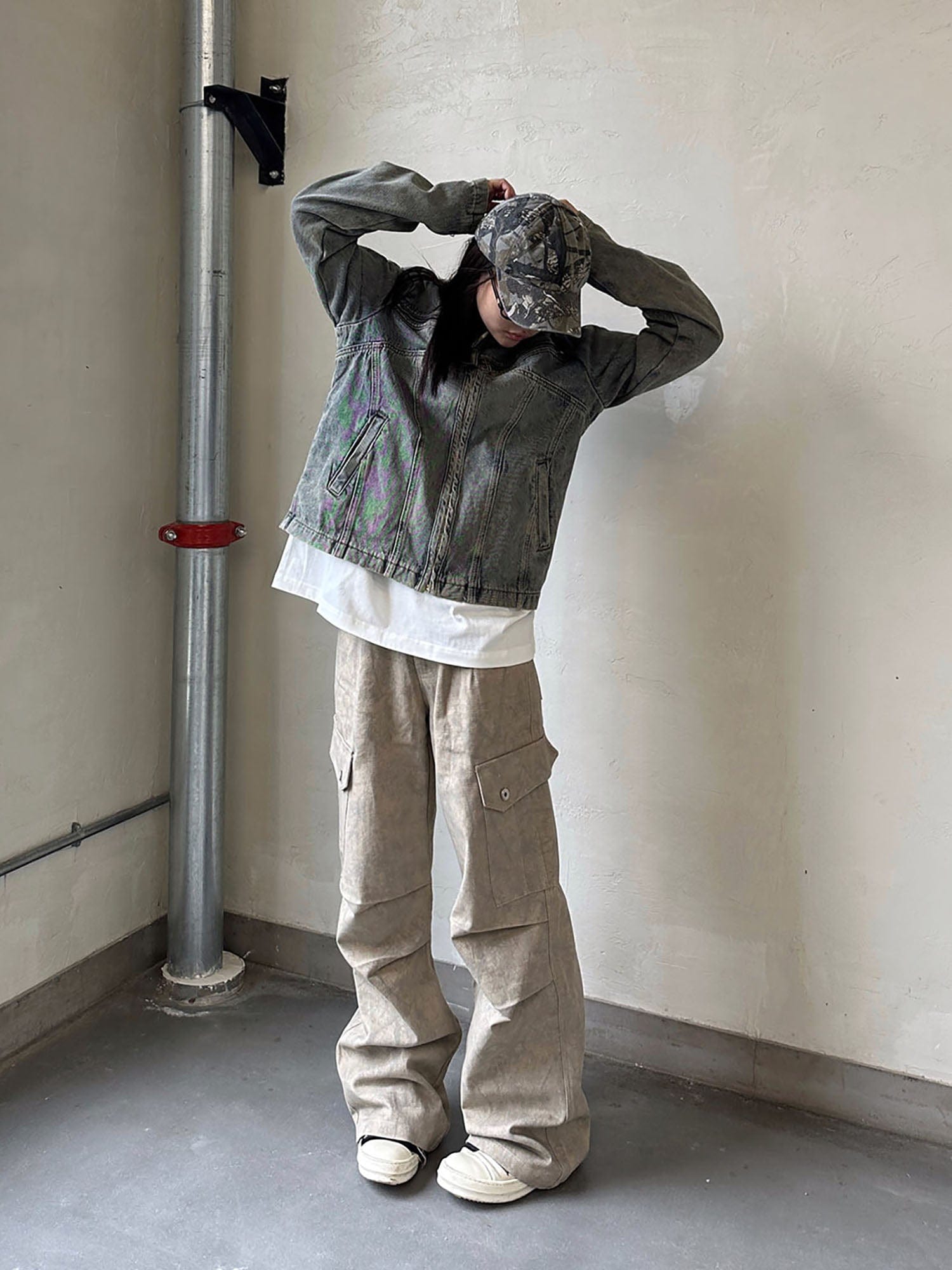 OKAYTHXBYE Subtle Marble Multi-Pocket Cargo Pants