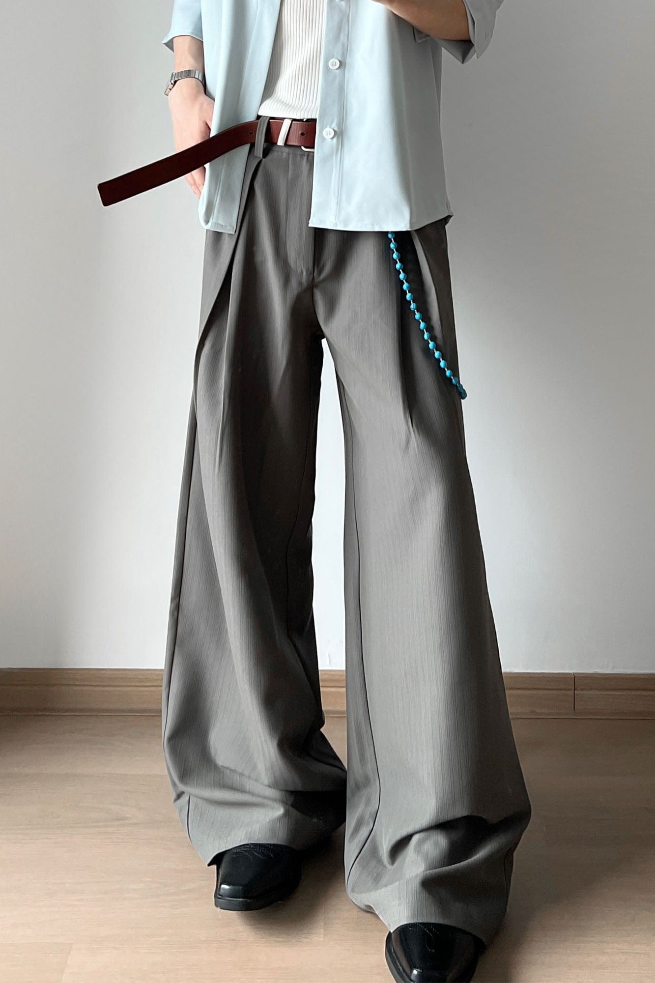 OKAYTHXBYE Pleated Shadow-Stripe Oversized Pants