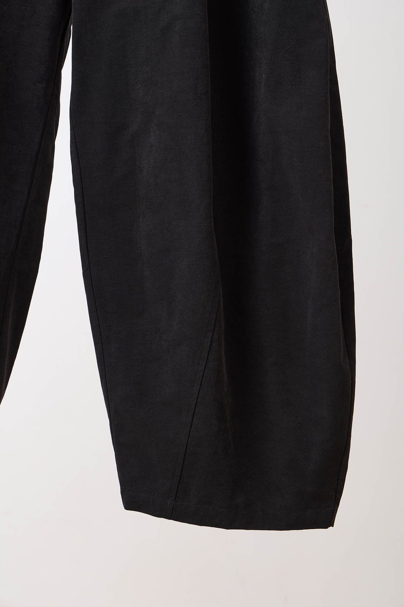 ILNya Nieternite Nifutur High-Waisted Pleated Wide-Leg Pants, premium urban and streetwear designers apparel on PROJECTISR.com, ILNya Nieternite Nifutur