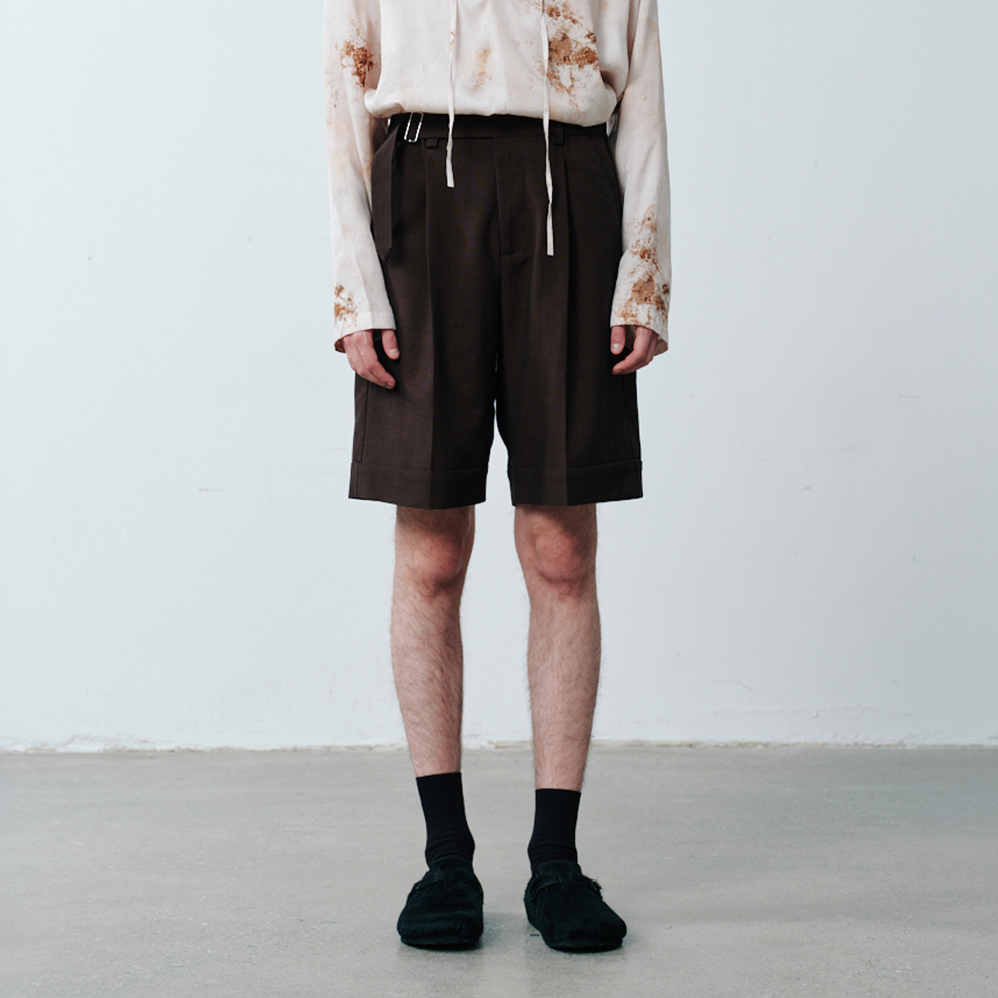 GRAINMUSTARD Pleated Linen-Blend Belt Tailored Shorts