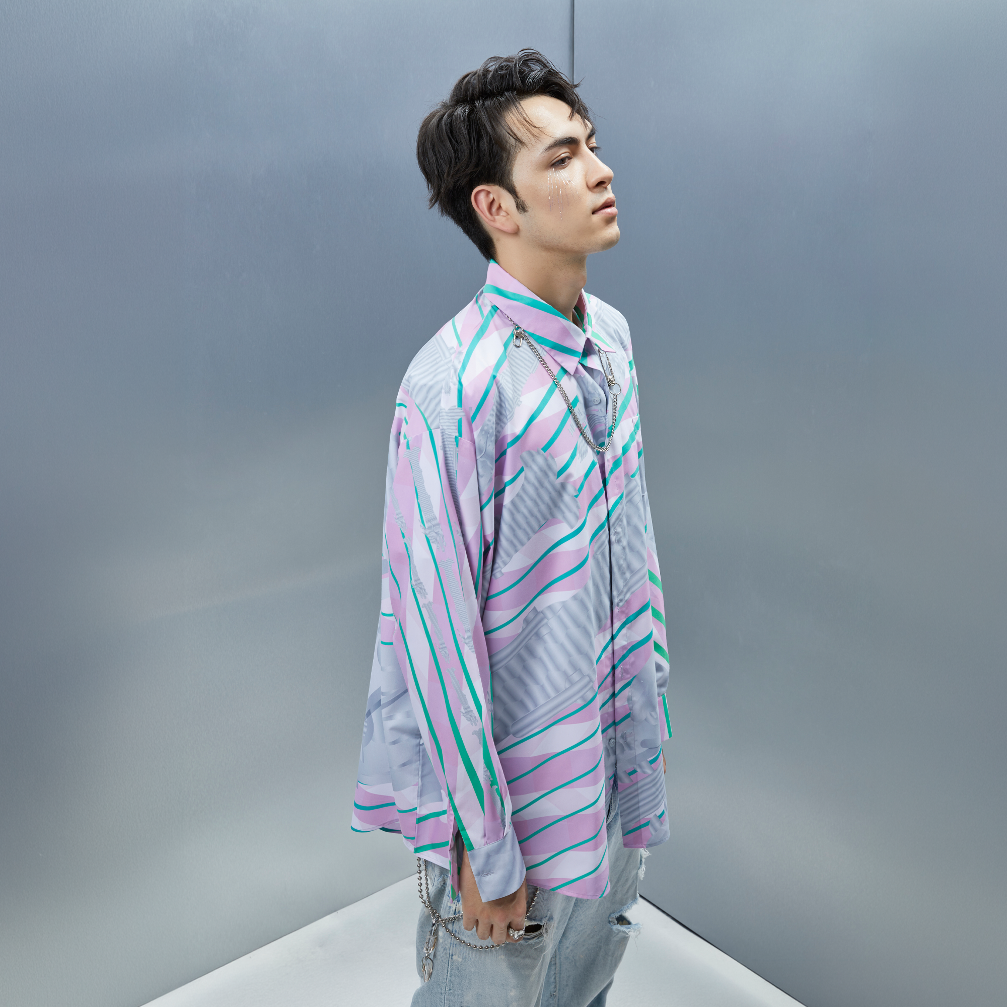 MASH UP ASIA Abstract Stripe Oversized Shirt, premium urban and streetwear designers apparel on PROJECTISR.com, MASH UP ASIA