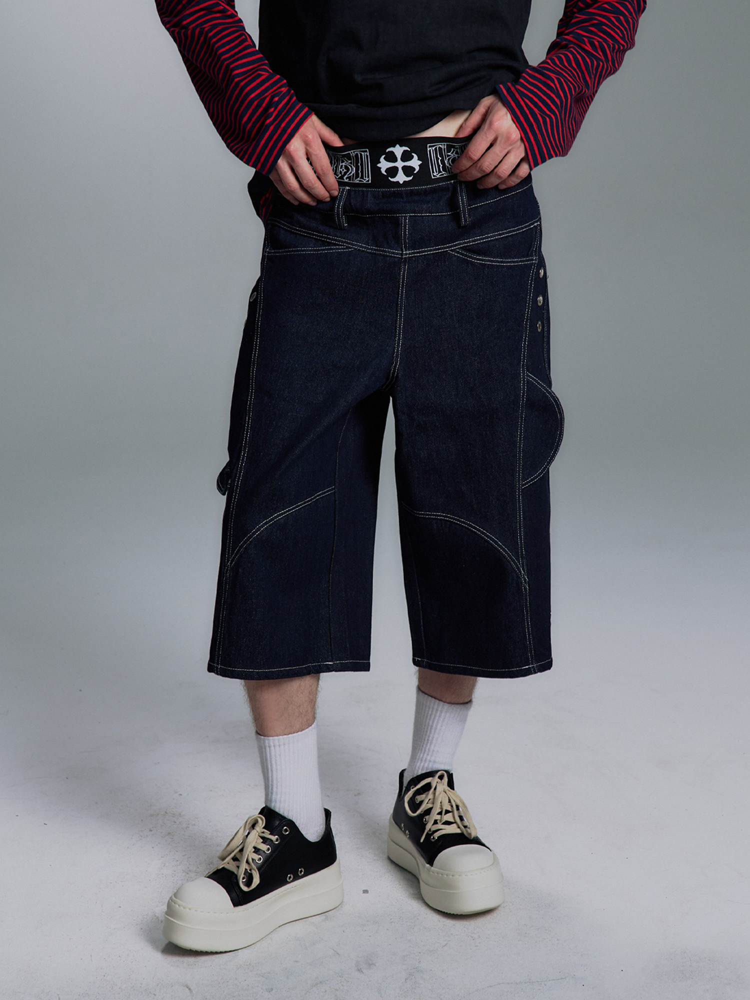 PAIKI Retro Double-Waist Contrast Stitch Cargo Shorts