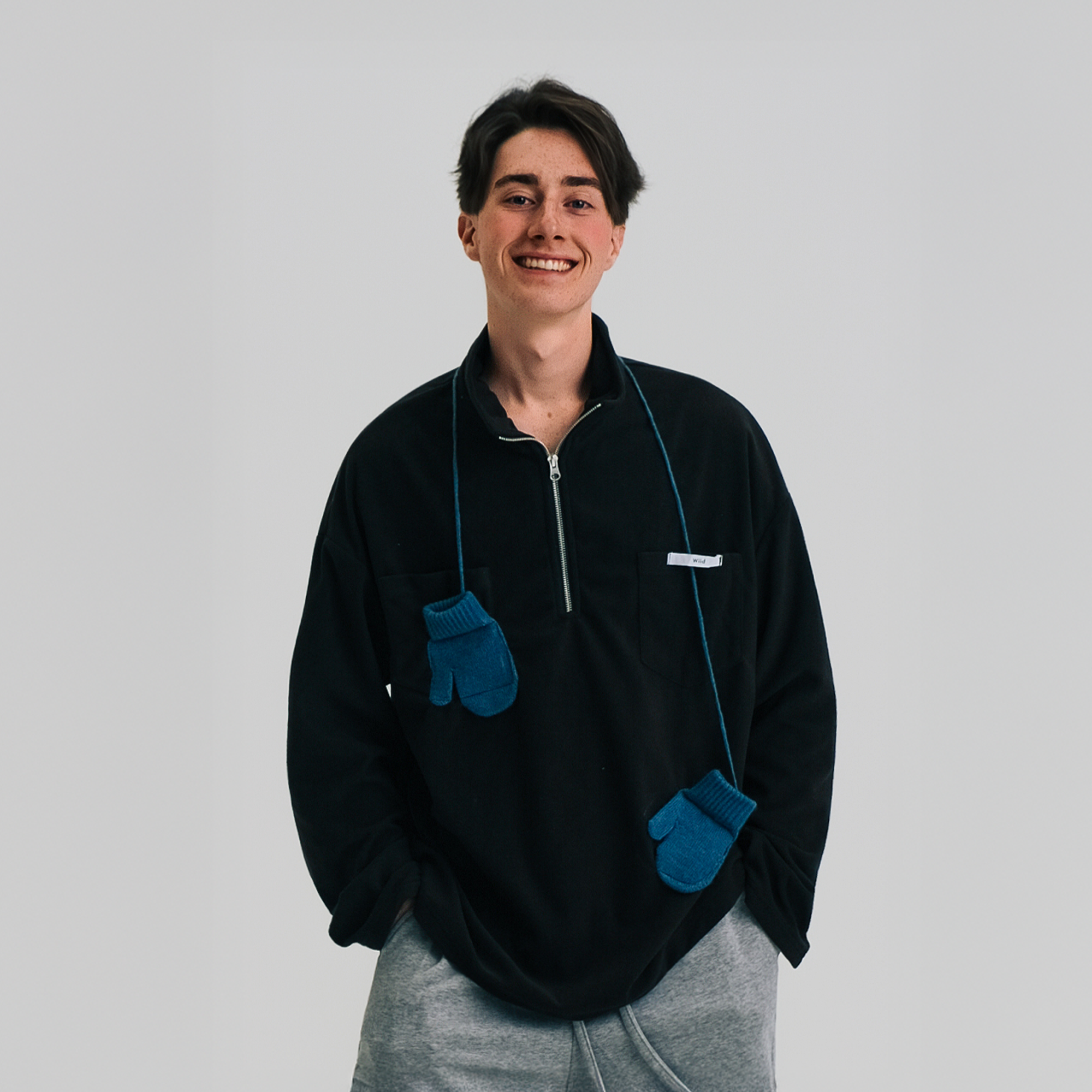 WIID Mitten-Chain Half-Zip Oversized Sweatshirt