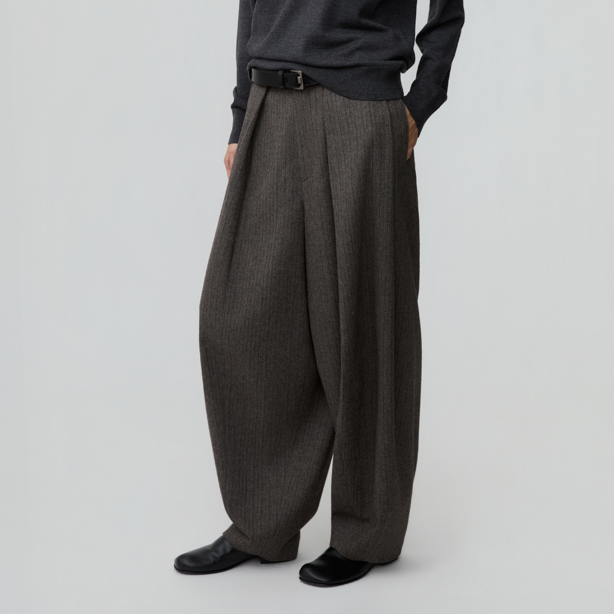 OPICLOTH Classic Elastic Waist Tapered Pants