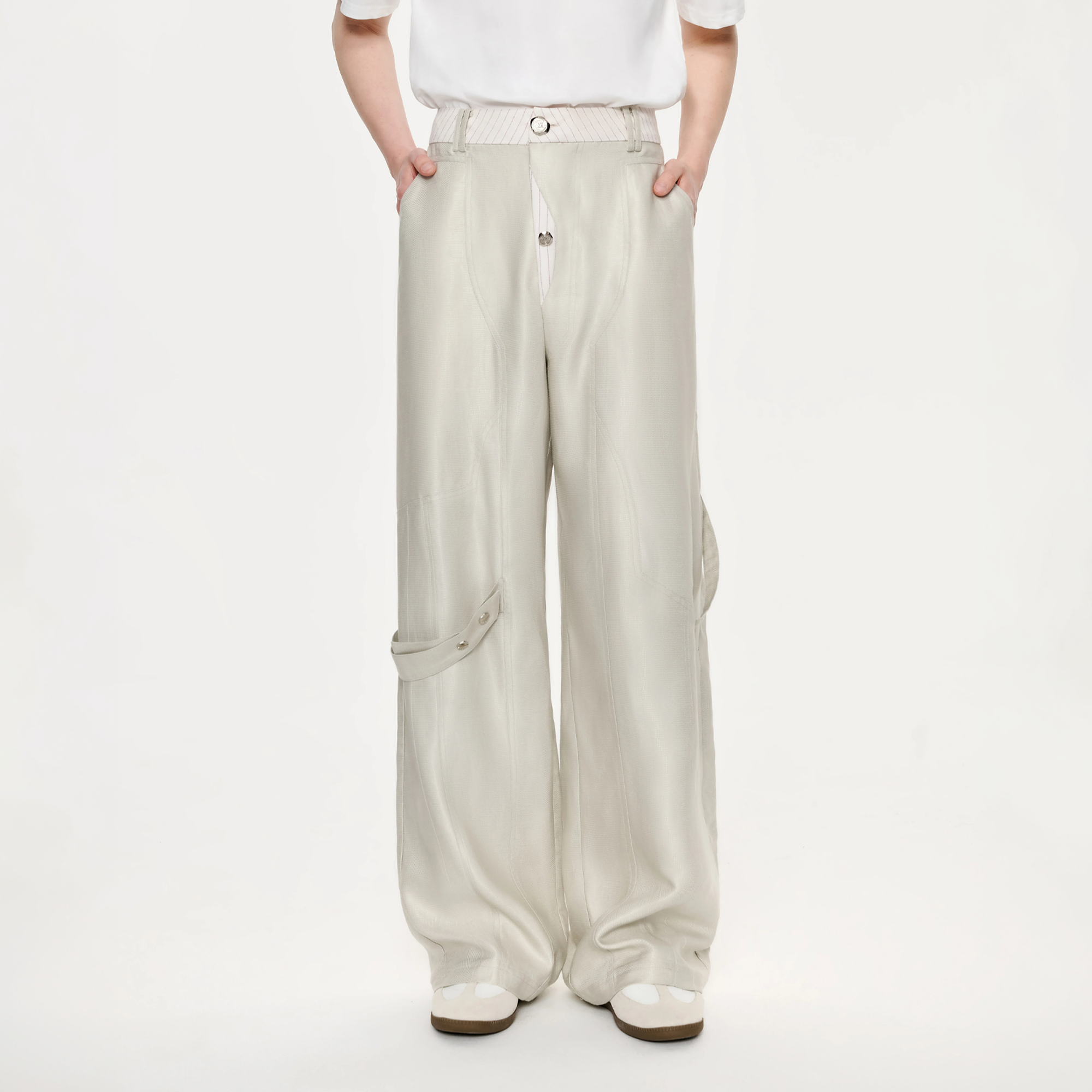 TIWILLTANG Contrast Panel Straight-Leg Pants