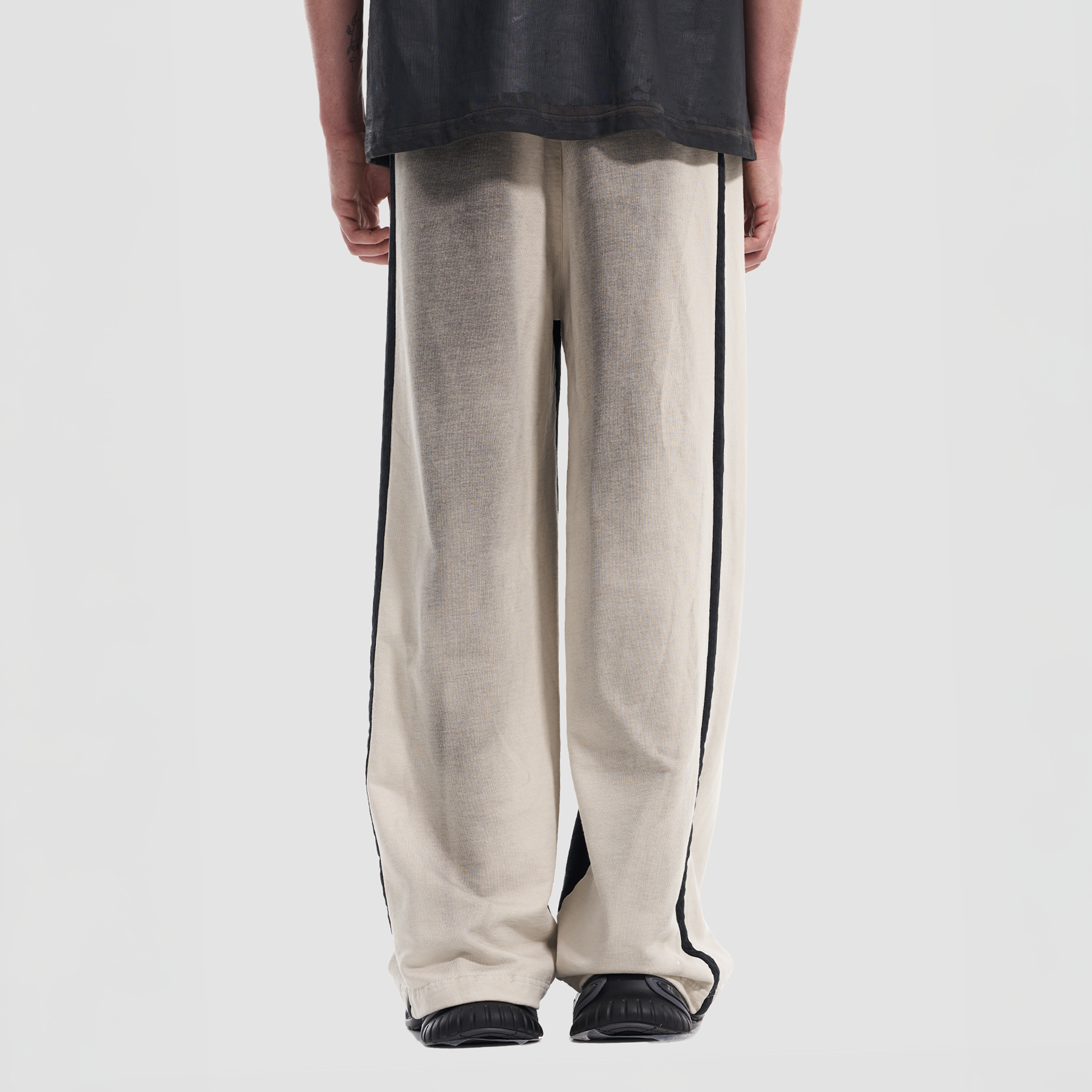 VANN VALRENCE Frayed Graphic Contrast Panel Sweatpants