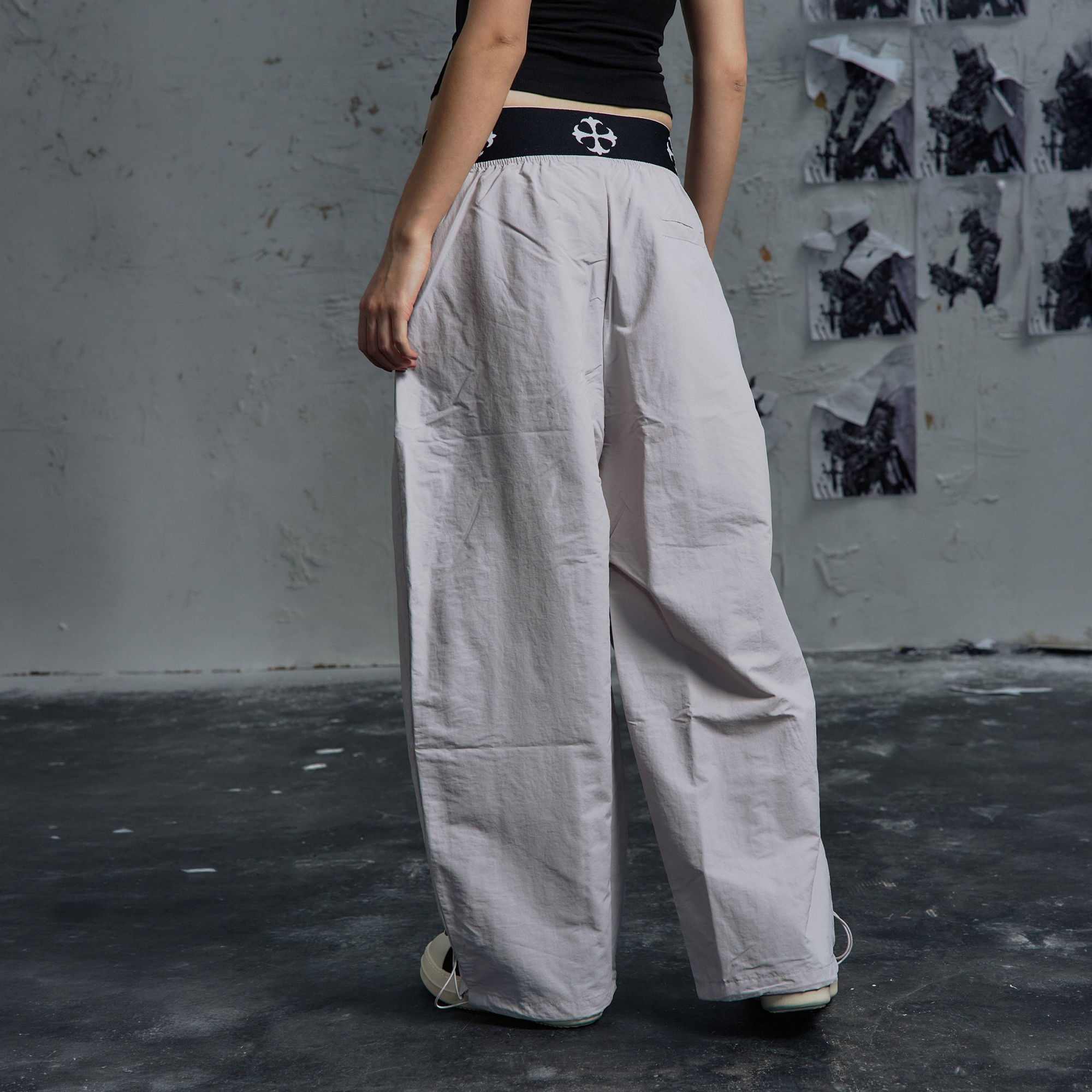 PAIKI Double-Waist Parachute Curved Pants