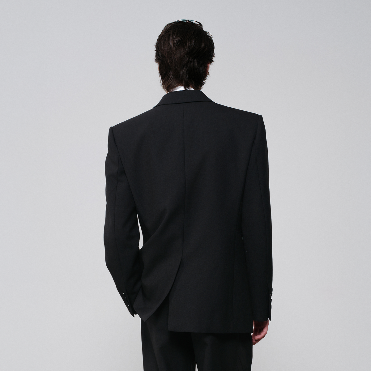 FACEONLAB Medal Emblem Double-Breasted Peak Lapel Blazer