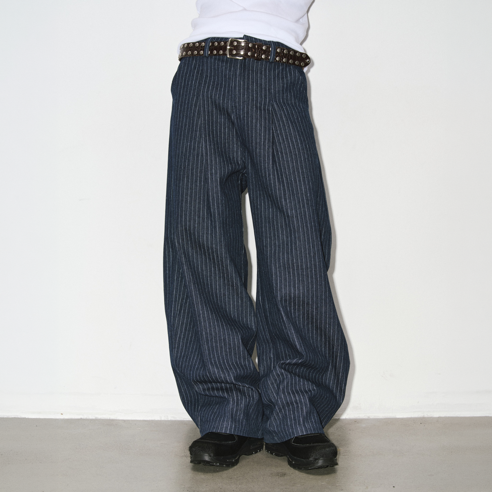 NOVACAM Retro Pinstripe Curved Denim Trousers