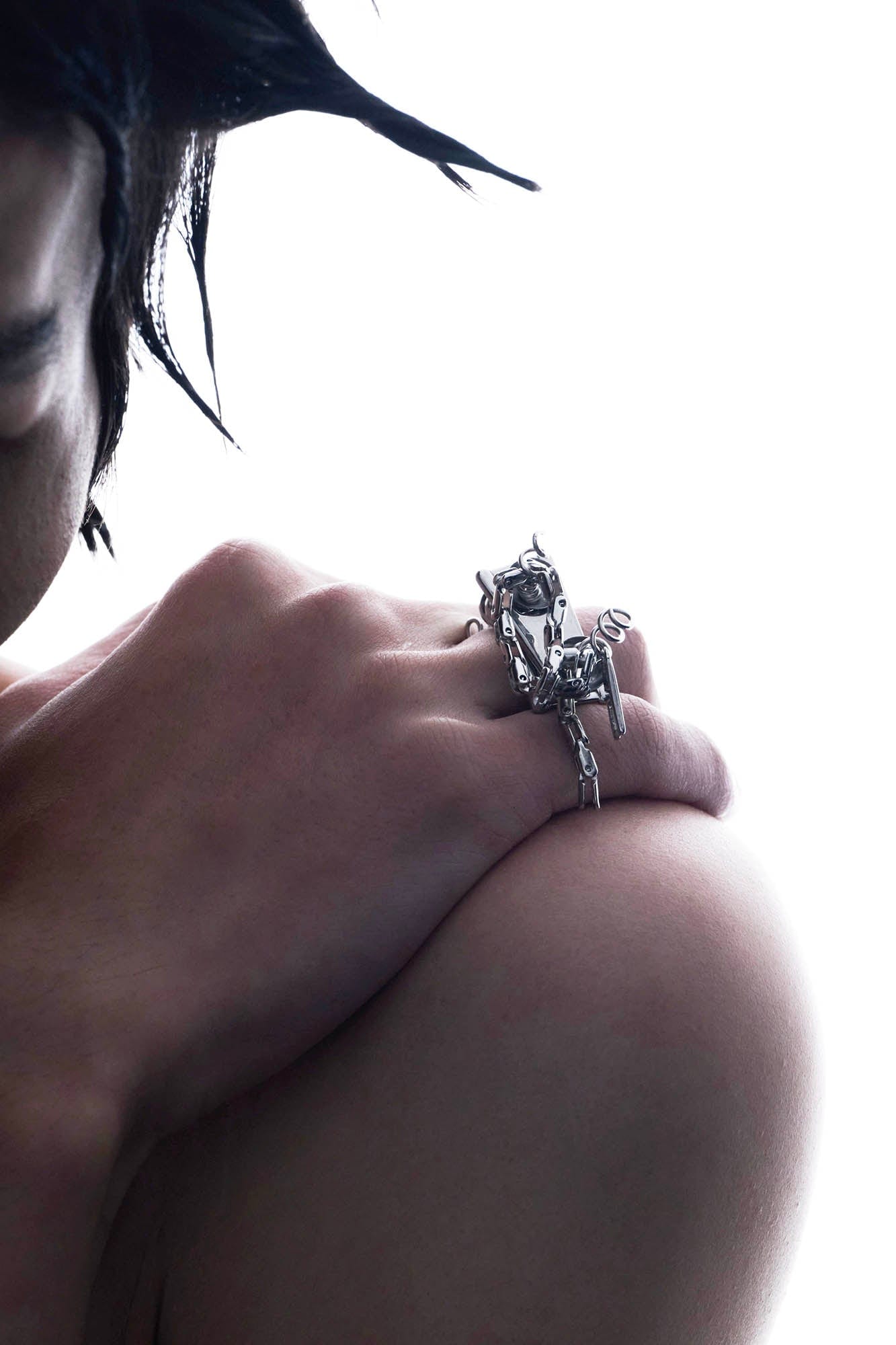ILLUSORY Divergent Mechanical Twisted Ring, premium urban and streetwear designers apparel on PROJECTISR.com, ILLUSORY