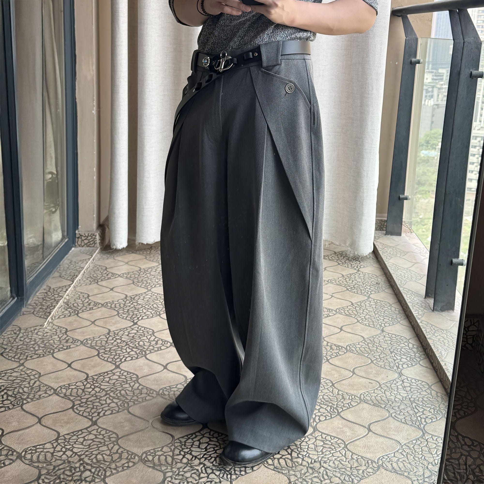 ESAIAS Triangle-Pleat Wide-Leg Trousers, premium urban and streetwear designers apparel on PROJECTISR.com, ESAIAS