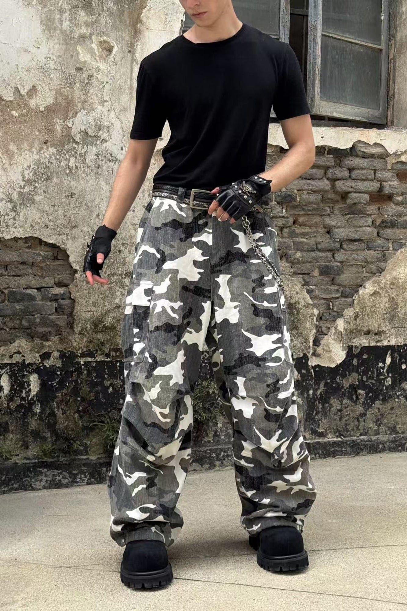 LUUUCAM Camo Pleated Panel Cargo Pants, premium urban and streetwear designers apparel on PROJECTISR.com, LUUUCAM