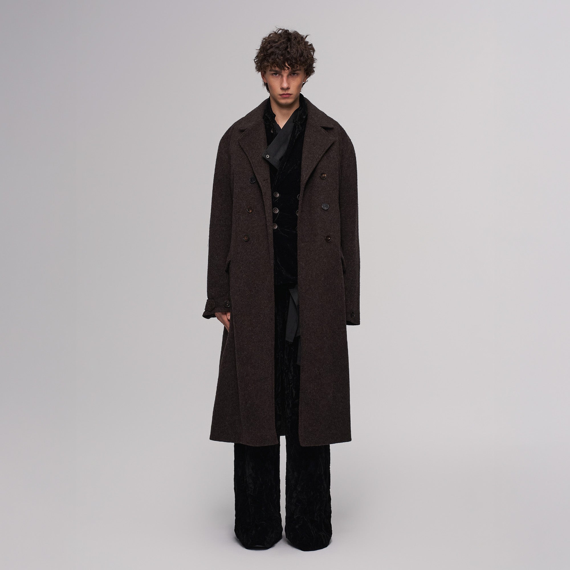 ILNya Nieternite Nifutur Wool-Blend Double-Breasted High-Neck Coat