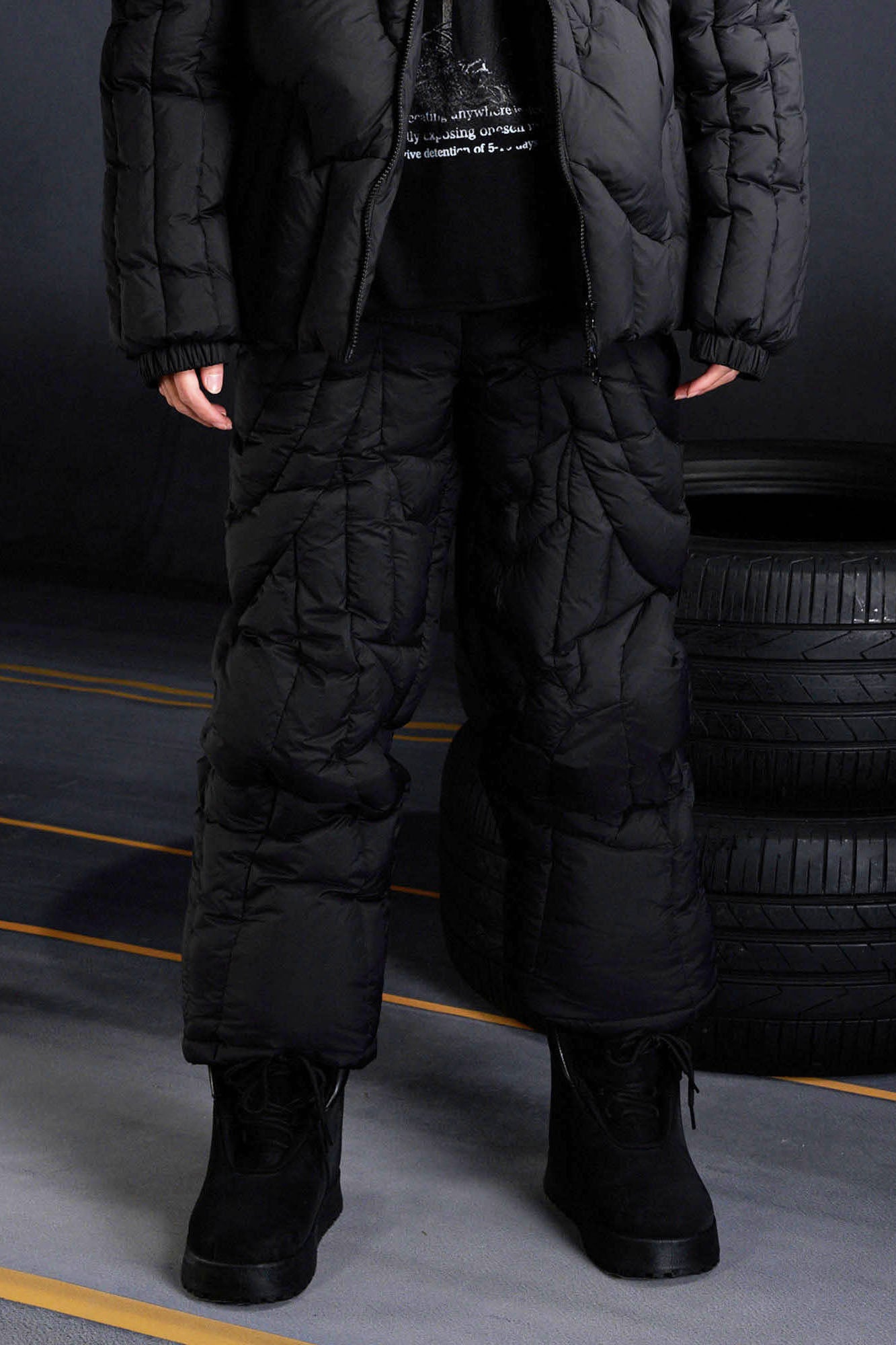 RECOVER ZONE Stitch Quilted Thermal Straight-Leg Pants, premium urban and streetwear designers apparel on PROJECTISR.com, RECOVER ZONE
