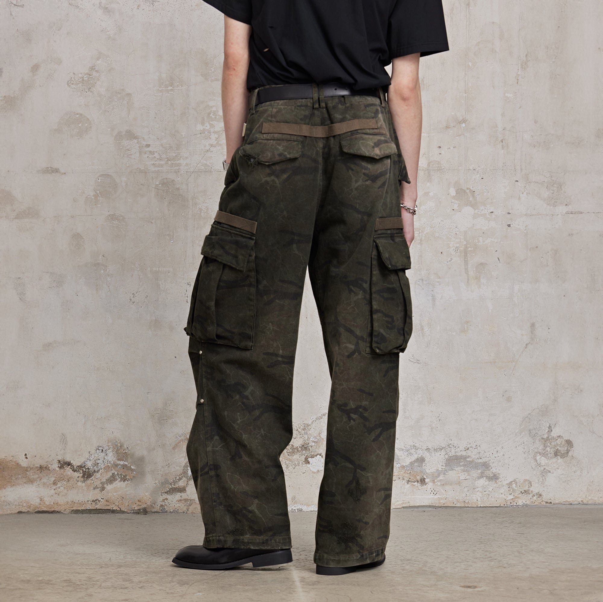 FACEONLAB Distressed Cracked Crinkled Multi-Pocket Military Cargo, premium urban and streetwear designers apparel on PROJECTISR.com, FACEONLAB