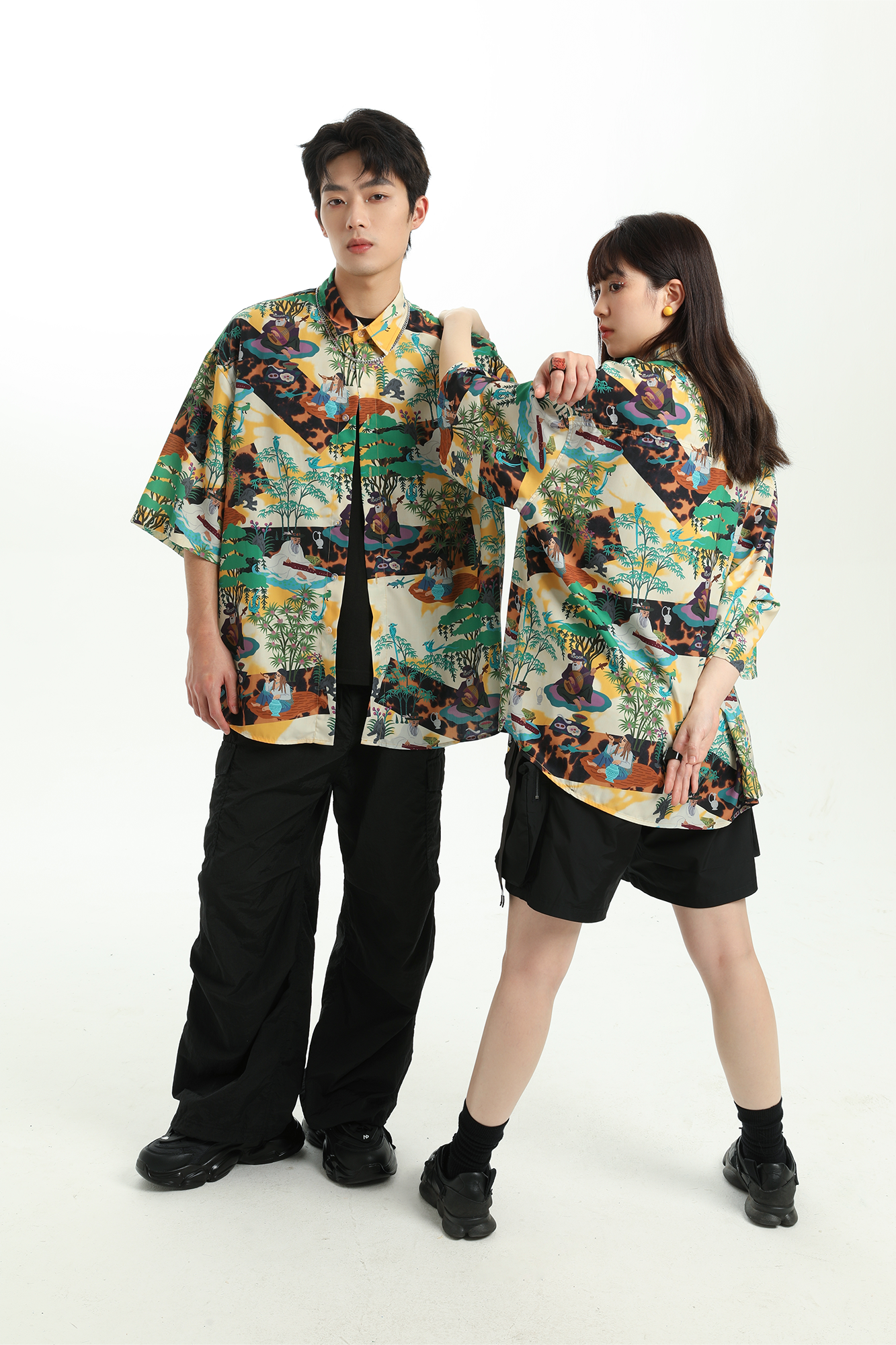 MASH UP ASIA Contrast Full-Print Half Shirt, premium urban and streetwear designers apparel on PROJECTISR.com, MASH UP ASIA