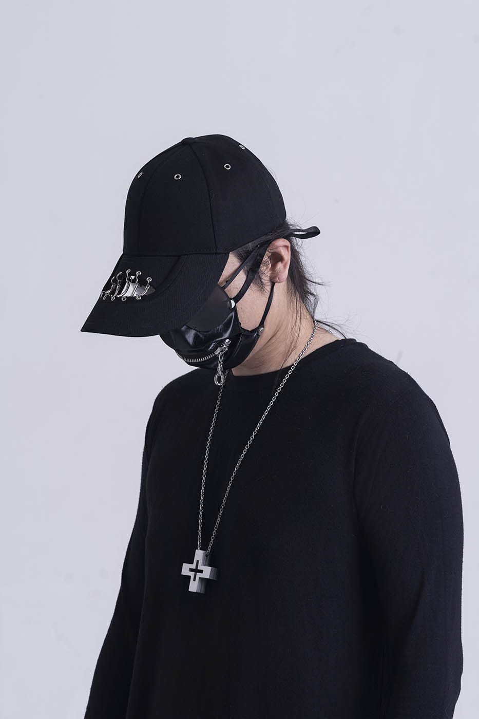 INSIDE OUT Chained Cut-Out Cap, premium urban and streetwear designers apparel on PROJECTISR.com, INSIDE OUT