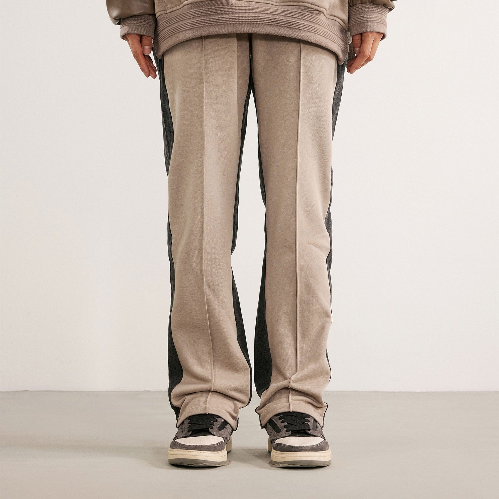 BONELESS Contrast Color Spliced Sweatpants, premium urban and streetwear designers apparel on PROJECTISR.com, BONELESS