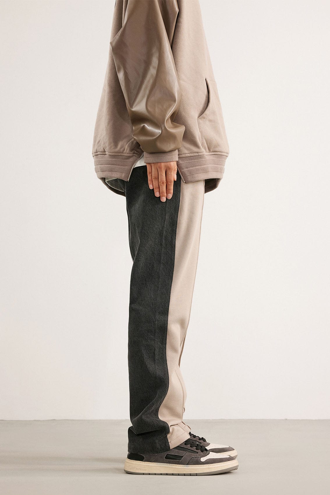 BONELESS Contrast Color Spliced Sweatpants, premium urban and streetwear designers apparel on PROJECTISR.com, BONELESS