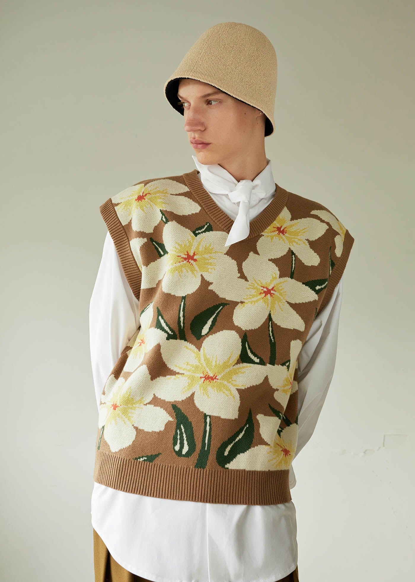LEONSENSE Floral Knitted Vest, premium urban and streetwear designers apparel on PROJECTISR.com, LEONSENSE