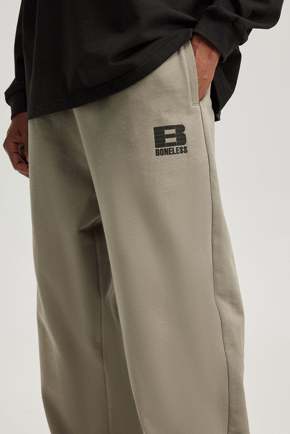 BONELESS Plaid B LOGO Jogger, premium urban and streetwear designers apparel on PROJECTISR.com, BONELESS
